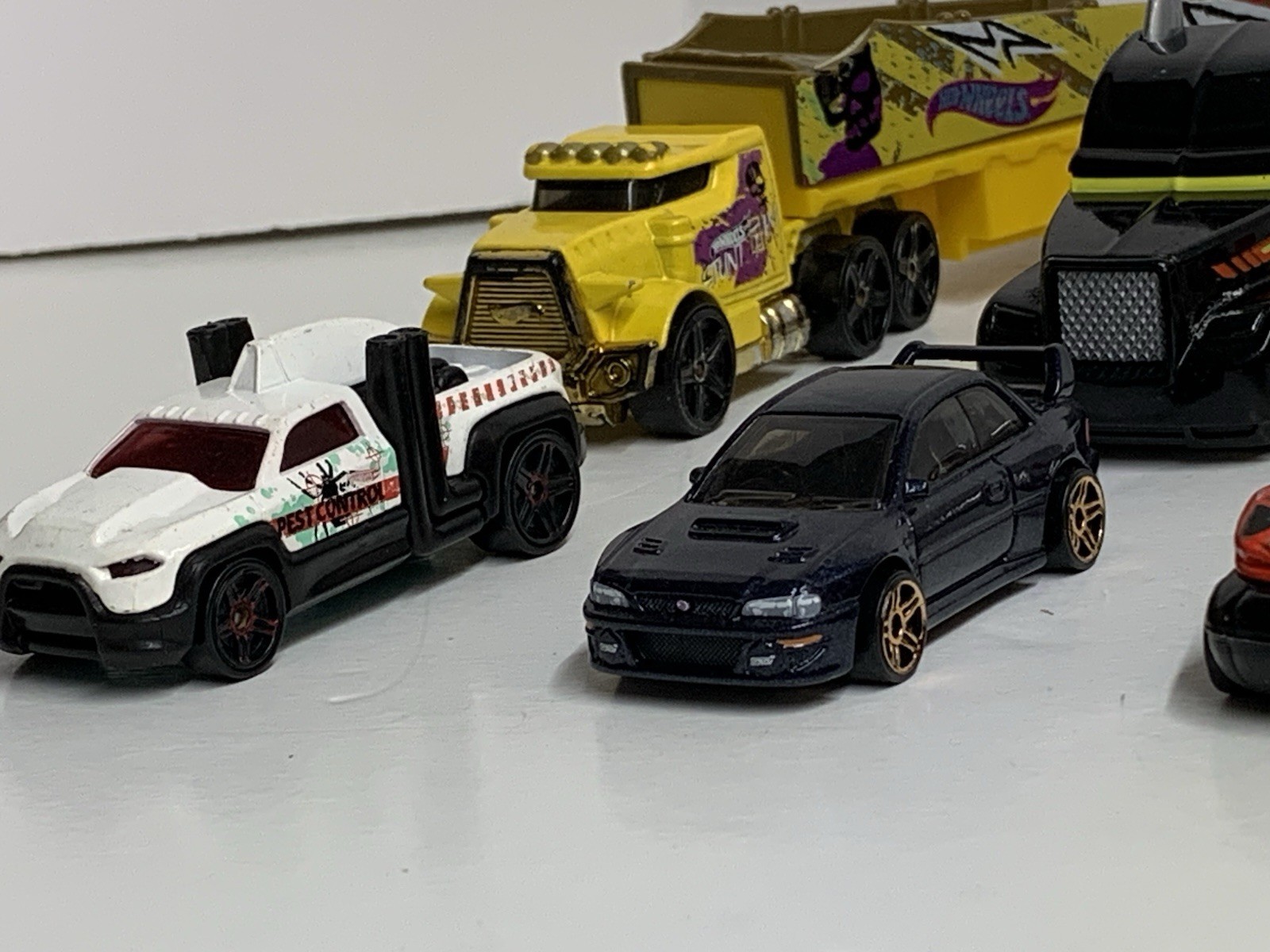 Lot Of 10 Toy Cars Die-cast And Plastic Hot wheels And Other Brands Preowned.
