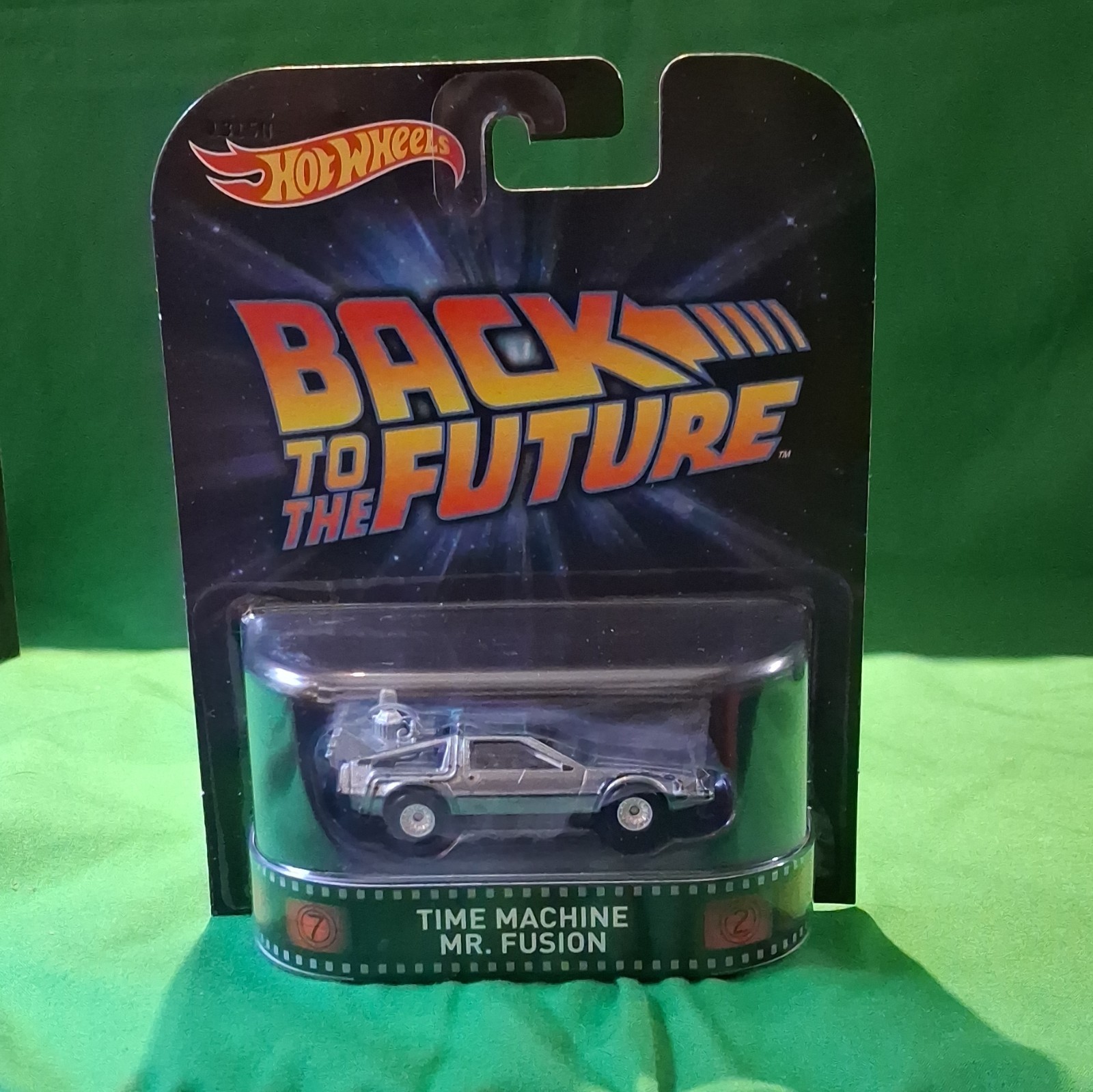 Hot Wheels Back to the Future DeLorean DMC-12 1:64 2012, 2014 Set 3 Unopened
