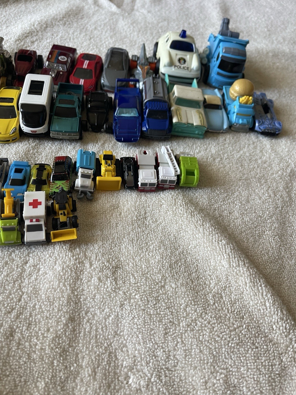 Mixed Lot Of Metal And Plastic Cars