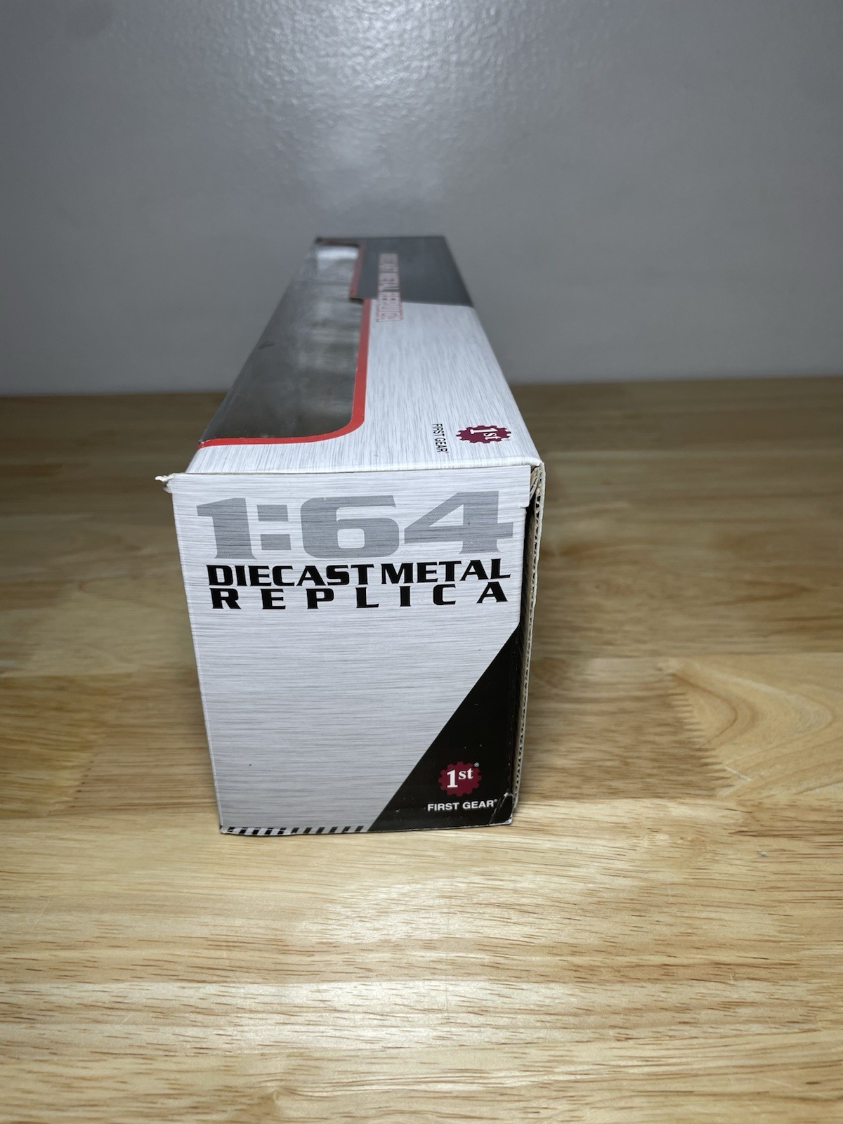 First Gear 1:64 Scale – 76 Fuel Tank Trailer Missing Truck – ( 60-0279 ) In Box