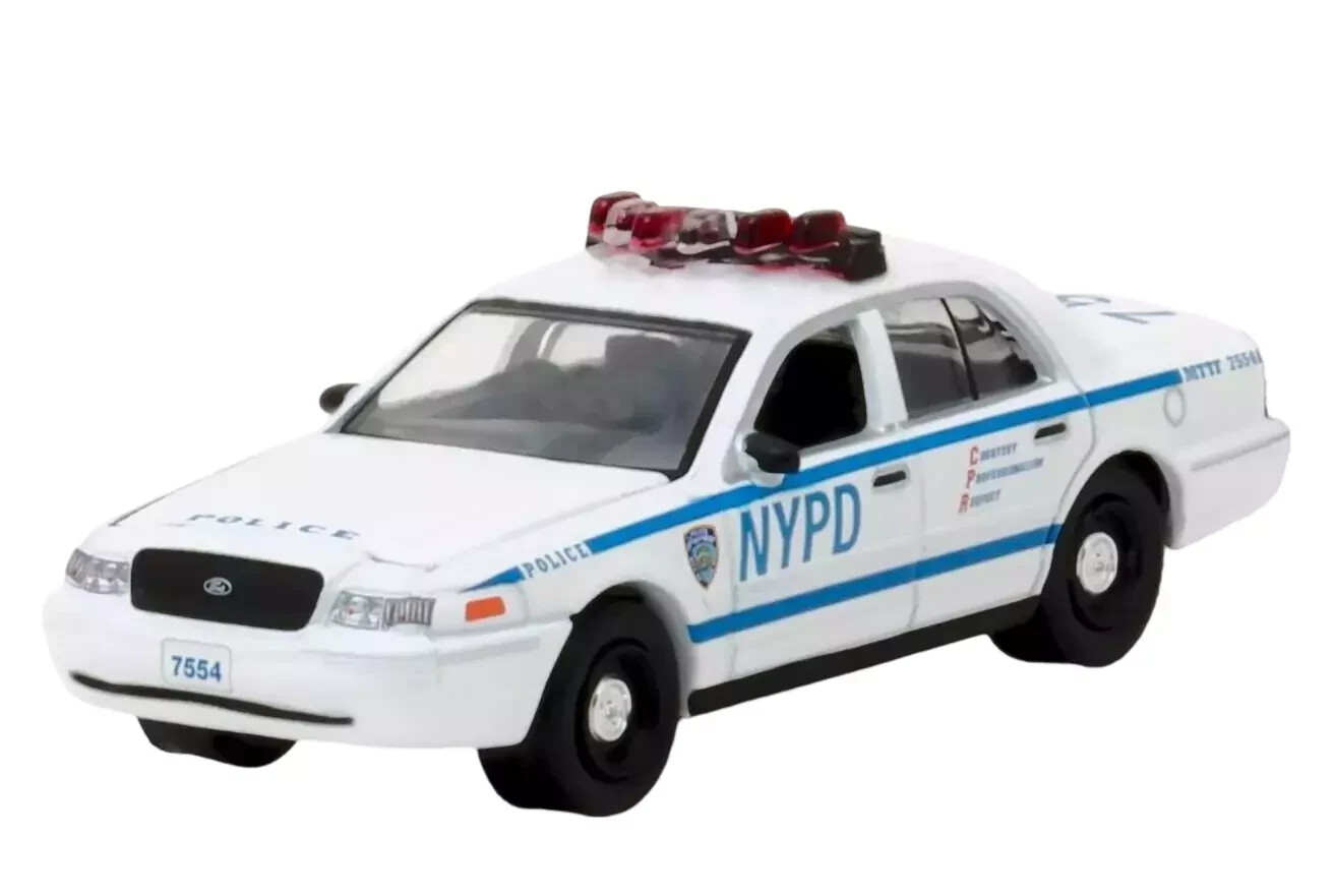 Greenlight 44760-D Blue Bloods 2001 Ford Crown Victoria Police Interceptor NYPD