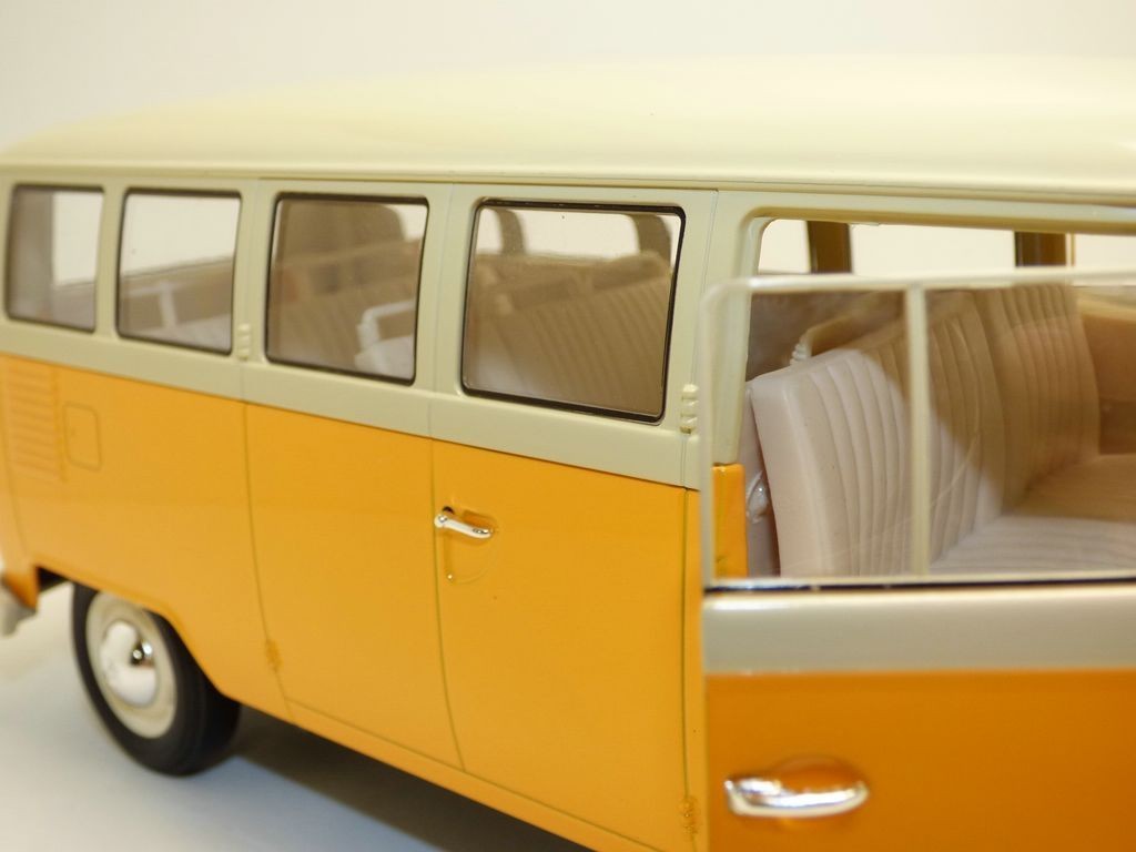 VOLKSWAGEN COMBI T1 jaune 1/18 – samba bus microbus