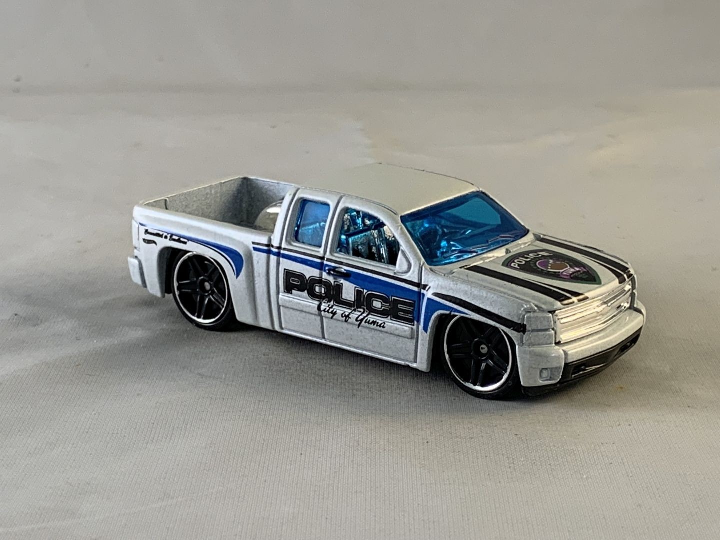 Hot Wheels Chevy Silverado 2012 Main Street Police Dept White PR5s