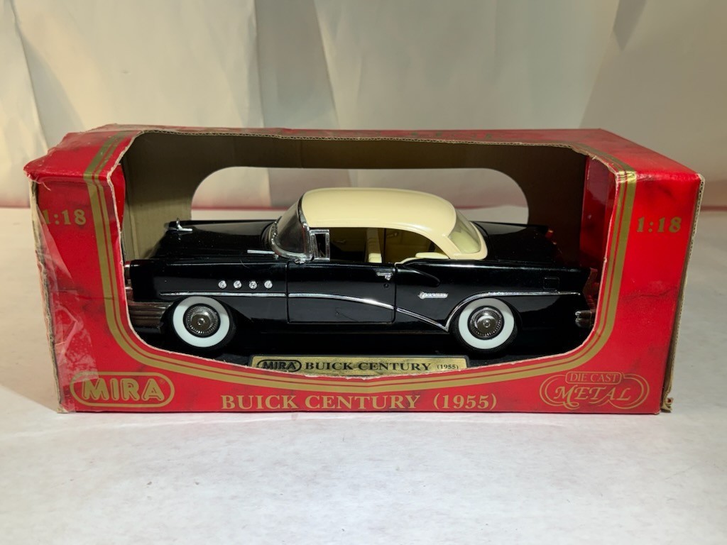 MIRA, Golden Line Collection, 1955 Buick Century Convertible Car, 1:18, NIB