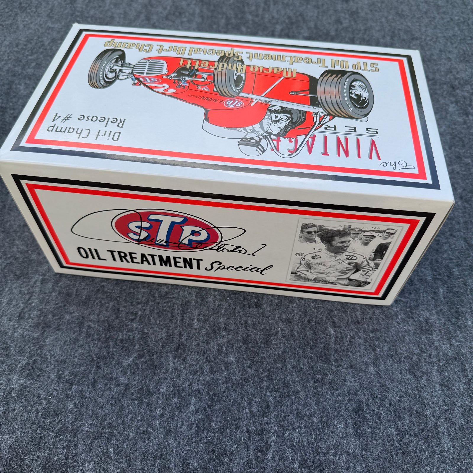 GMP #2 MARIO ANDRETTI STP OIL TREATMENT SPL OFFENHAUSER DIRT CHAMP 1:18 #7624 SR