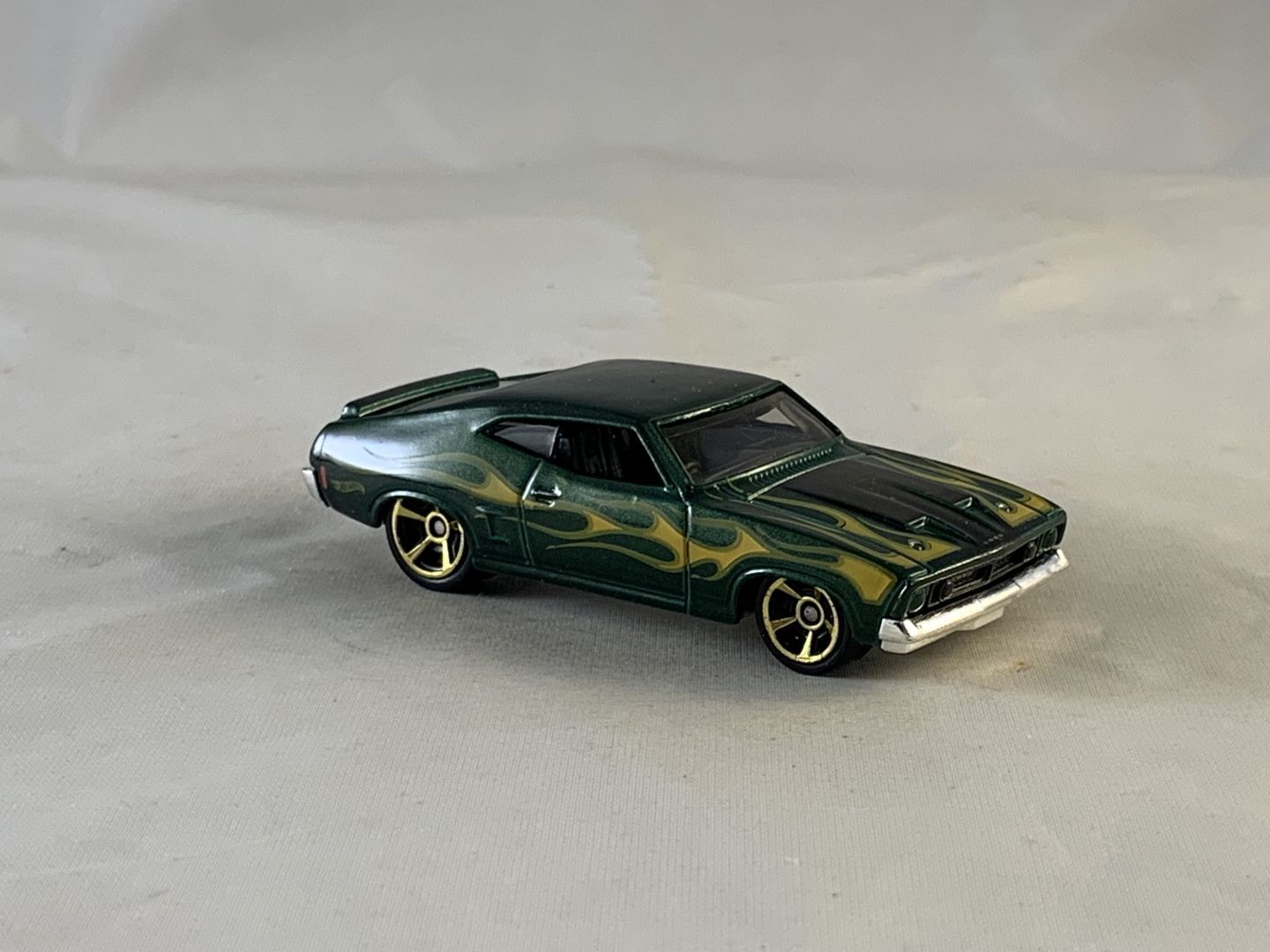 Hot Wheels 1973 Ford Falcon XB 2020 HW Flames Dark Green MC5s