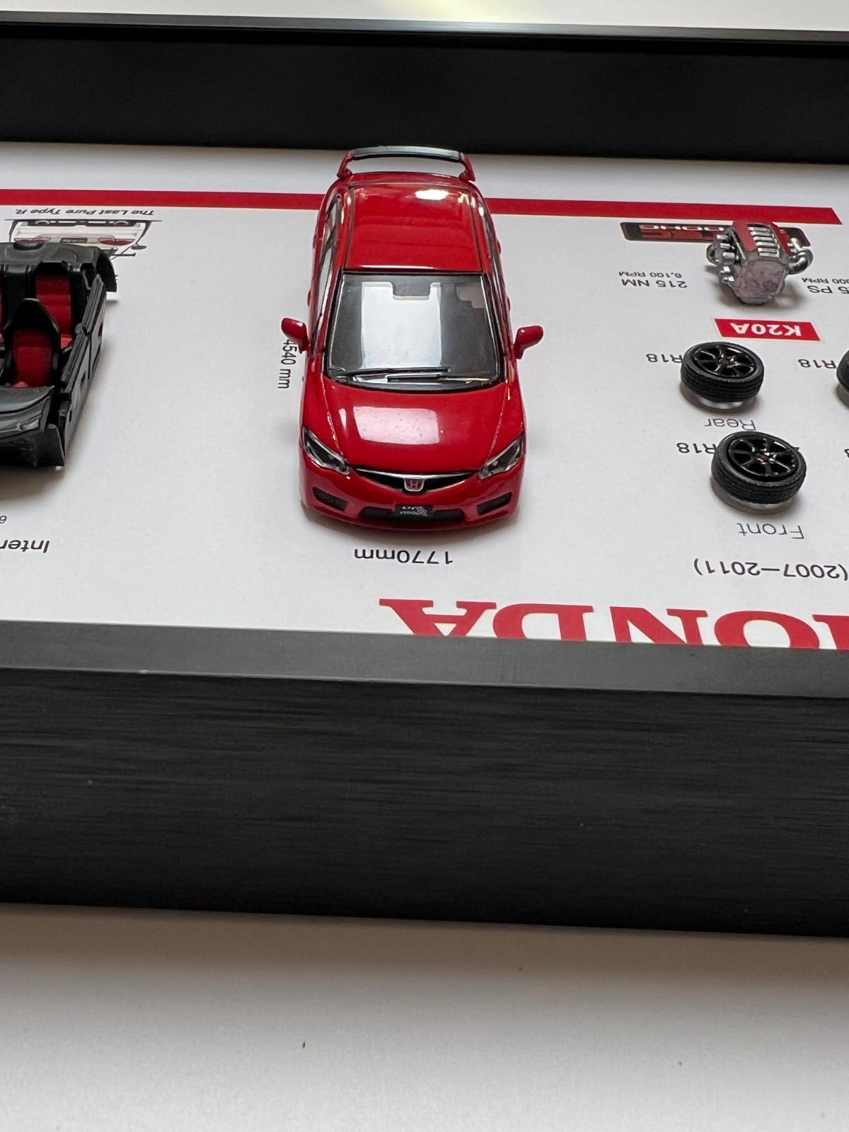 Honda Civic Type R FD2 Shadow Box Frame 1:64 Scale Diecast Display JDM Collector