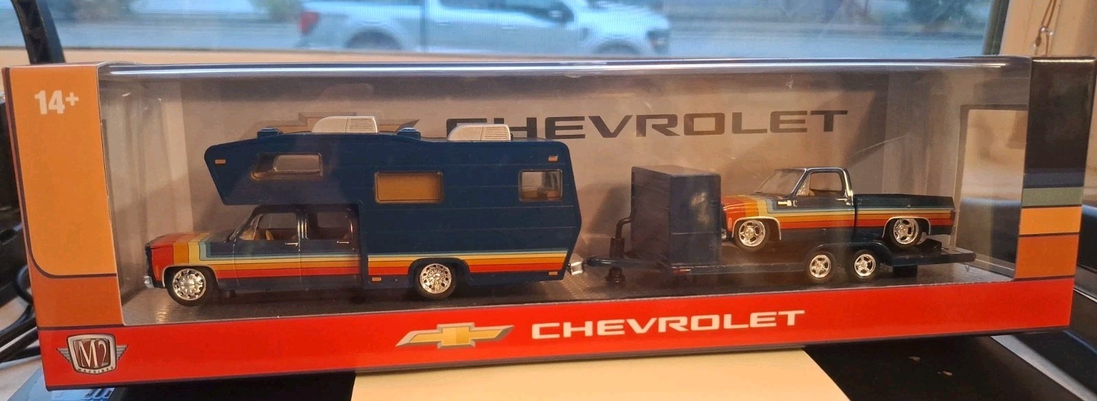 M2 HUALER 1975 CHEVY CHEYENNE SUPER 30 W/CAMPER & 1978 CHEVY C10 SILVERADO