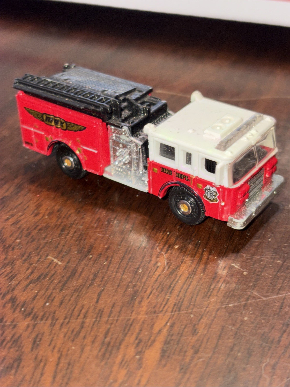 Matchbox: Pierce Dash Fire Engine. Red. MBX FIRE DEPT. . . B143