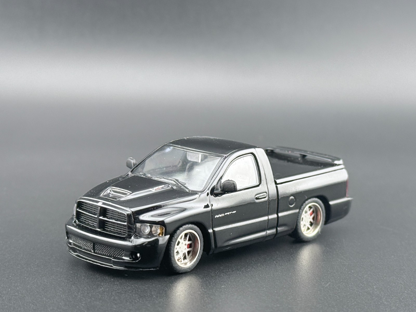SHOOM64 2003 Dodge Ram SRT-10 Pickup Black 1/64