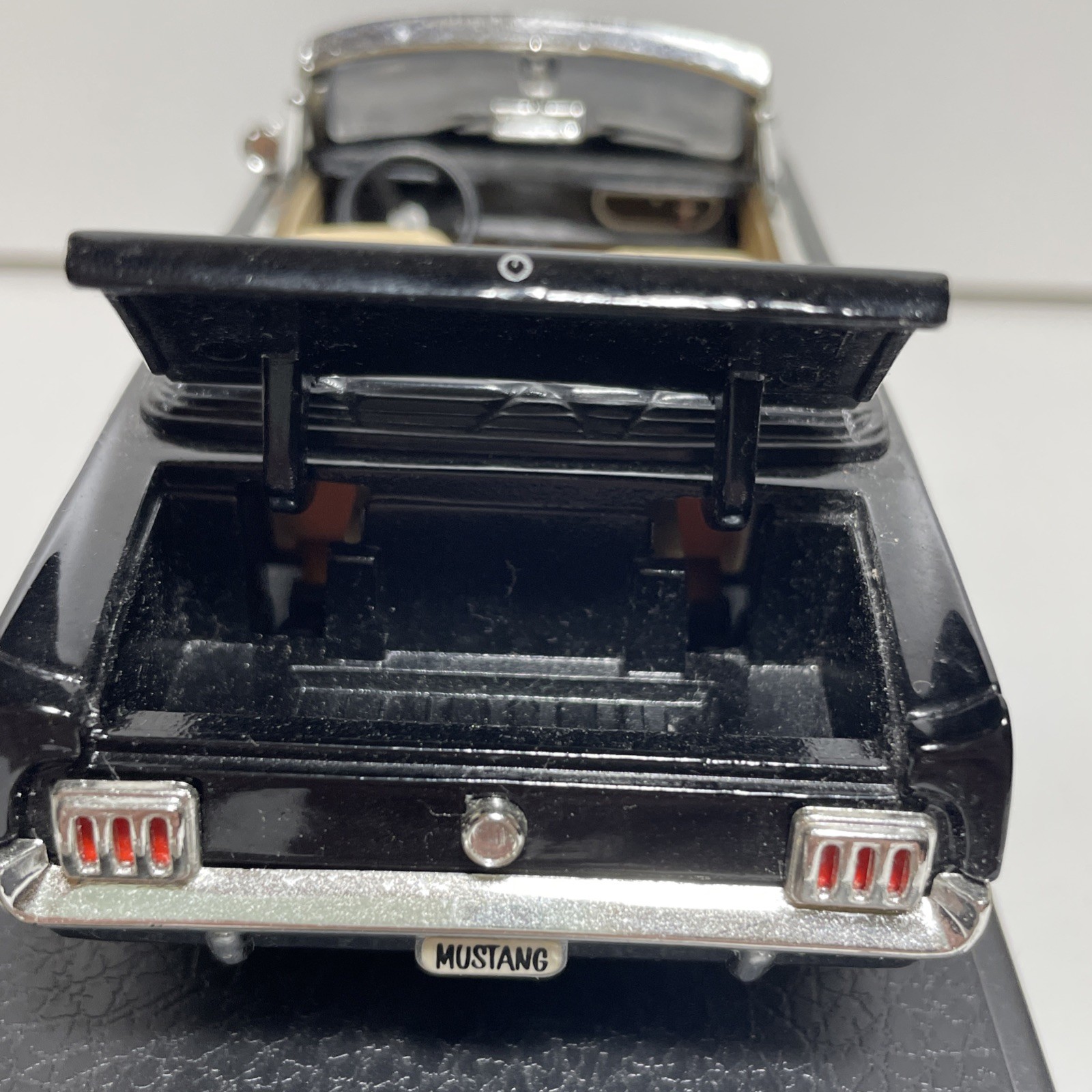 Vintage 1964 1/2 Diecast Ford Mustang Convertible Car 1:24 Scale Black Tan Int