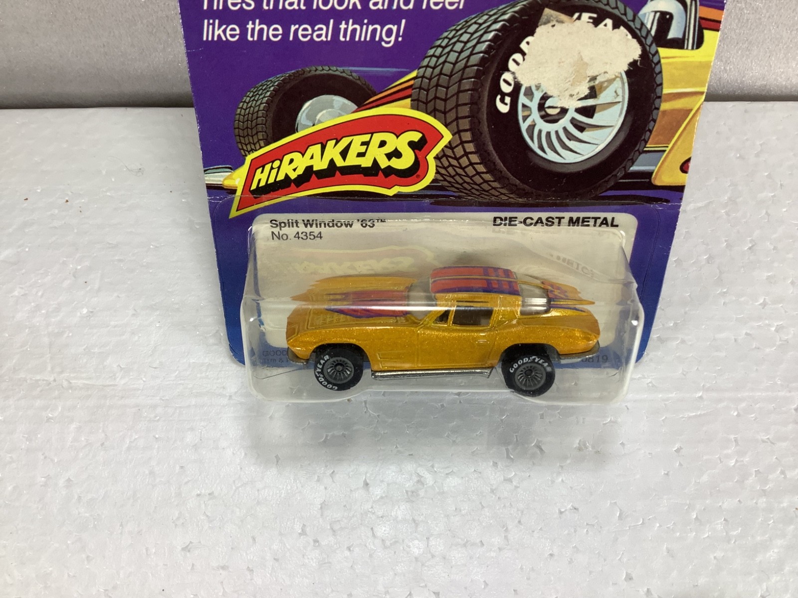 Mattel 1982 Hot Wheels Real Riders No. 4354 Split Window ’63 Corvette NIP *NICE