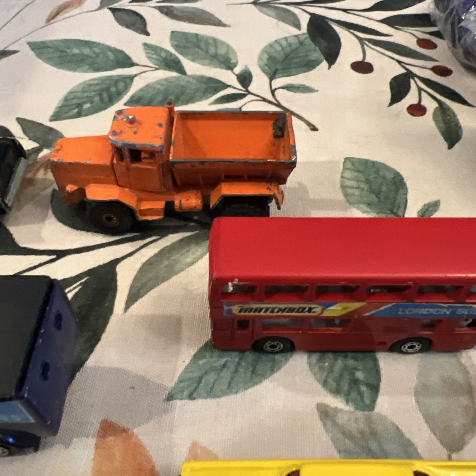 Hot Wheels – Matchbox Lot of Cars, Various Years And Condition mixed lot Vintage
