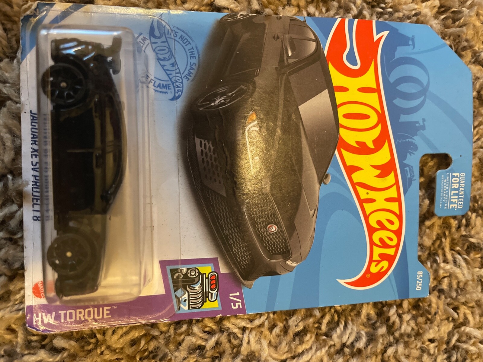 Hot Wheels Jaguar XE SV Project 8 85/250 – Black – HW Torque 1/5 – 1:64 Scale