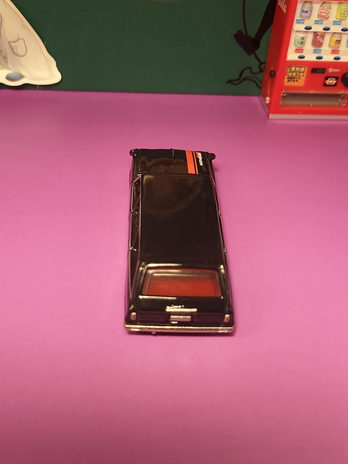 Hot Wheels Premium ’69 Nissan Skyline Van (F36) Loose Premium Team Transport