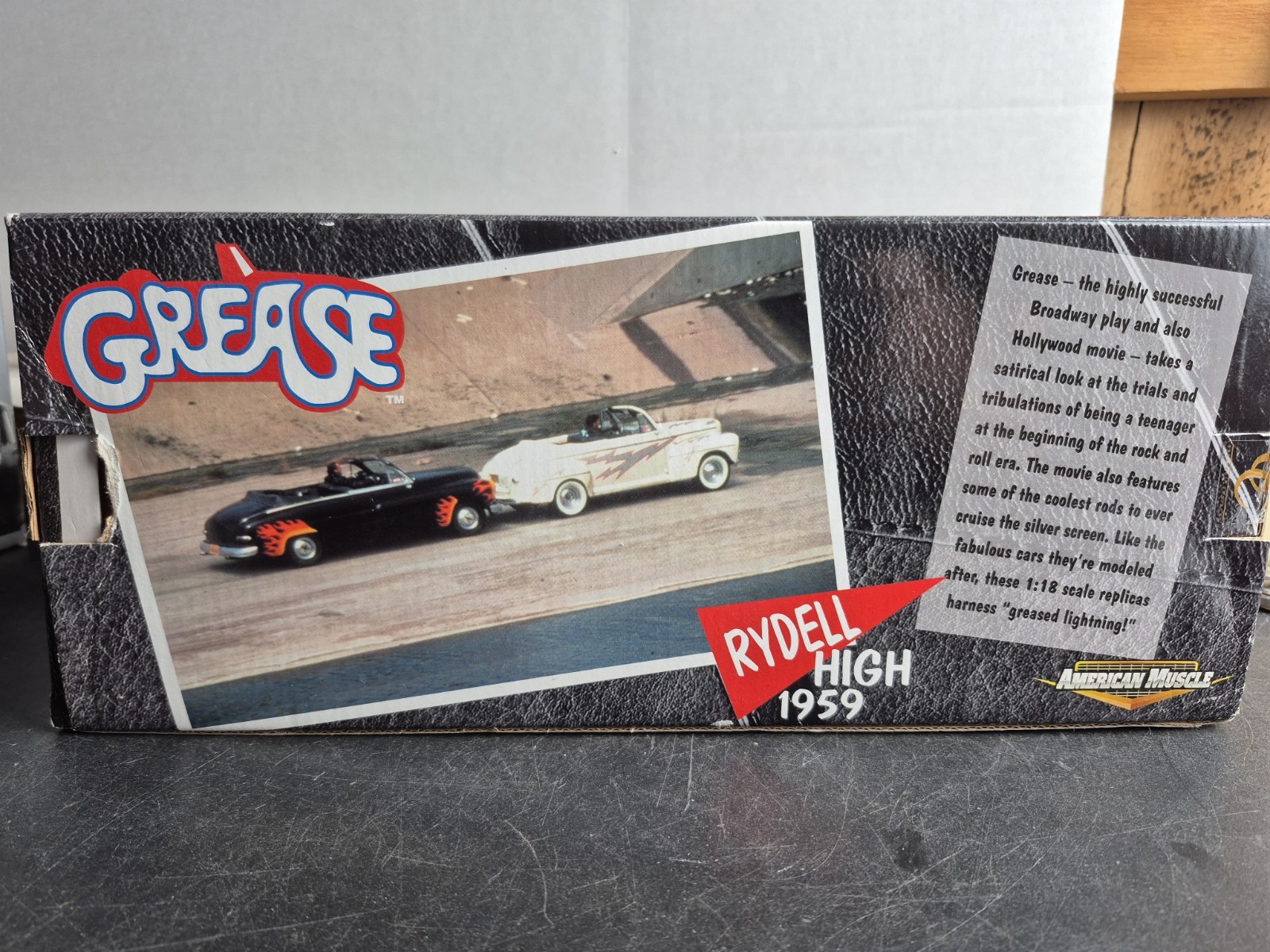 AMERICAN MUSCLE ’32 FORD ROADSTER “RAT ROD” DieCast Car Limited Edition