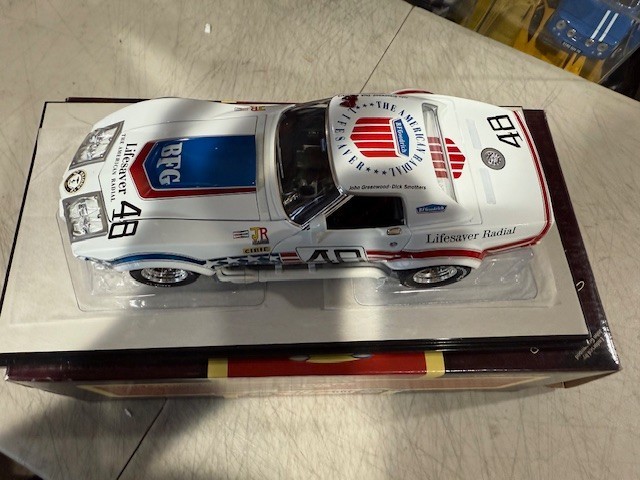 CORVETTE #48 GREENWOOD / SMOTHERS 1972 SEBRIING L-88 427 CAROUSEL 1 1/18 #4602