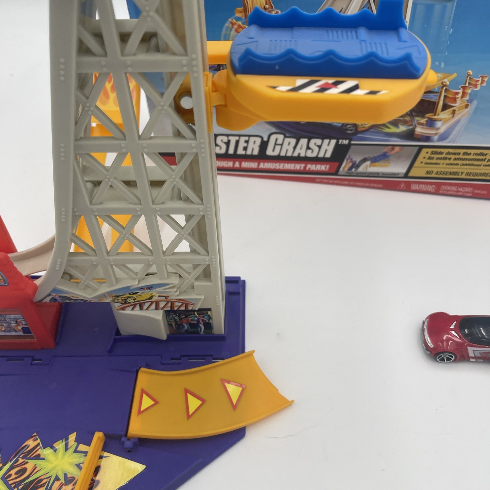 2007 Hot Wheels “Coaster Crash Flip-N-Go” Play Set By Mattel 12 1/2″ High W Box