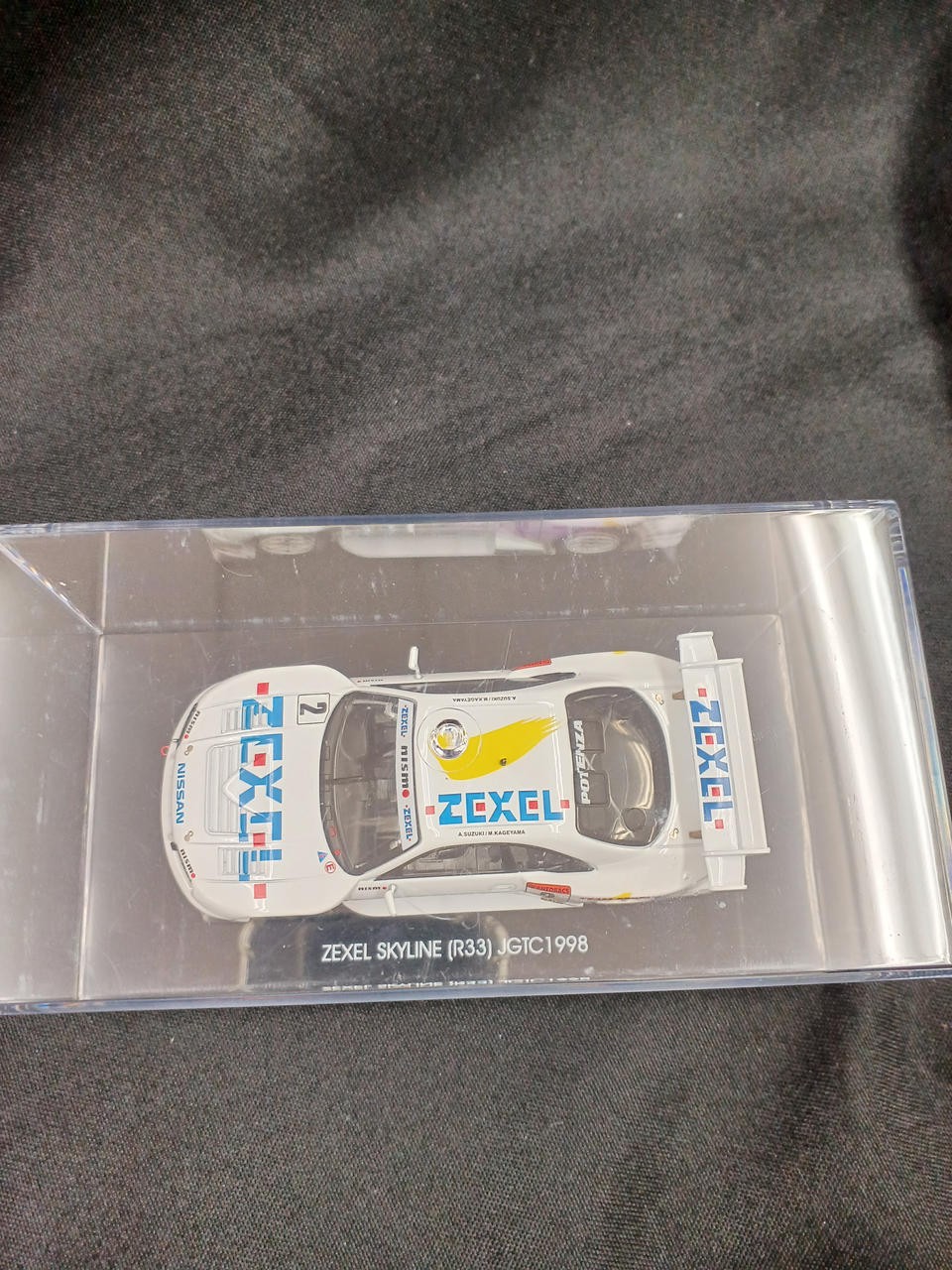 EBBRO White Display Case 1/43 Collectible 13+