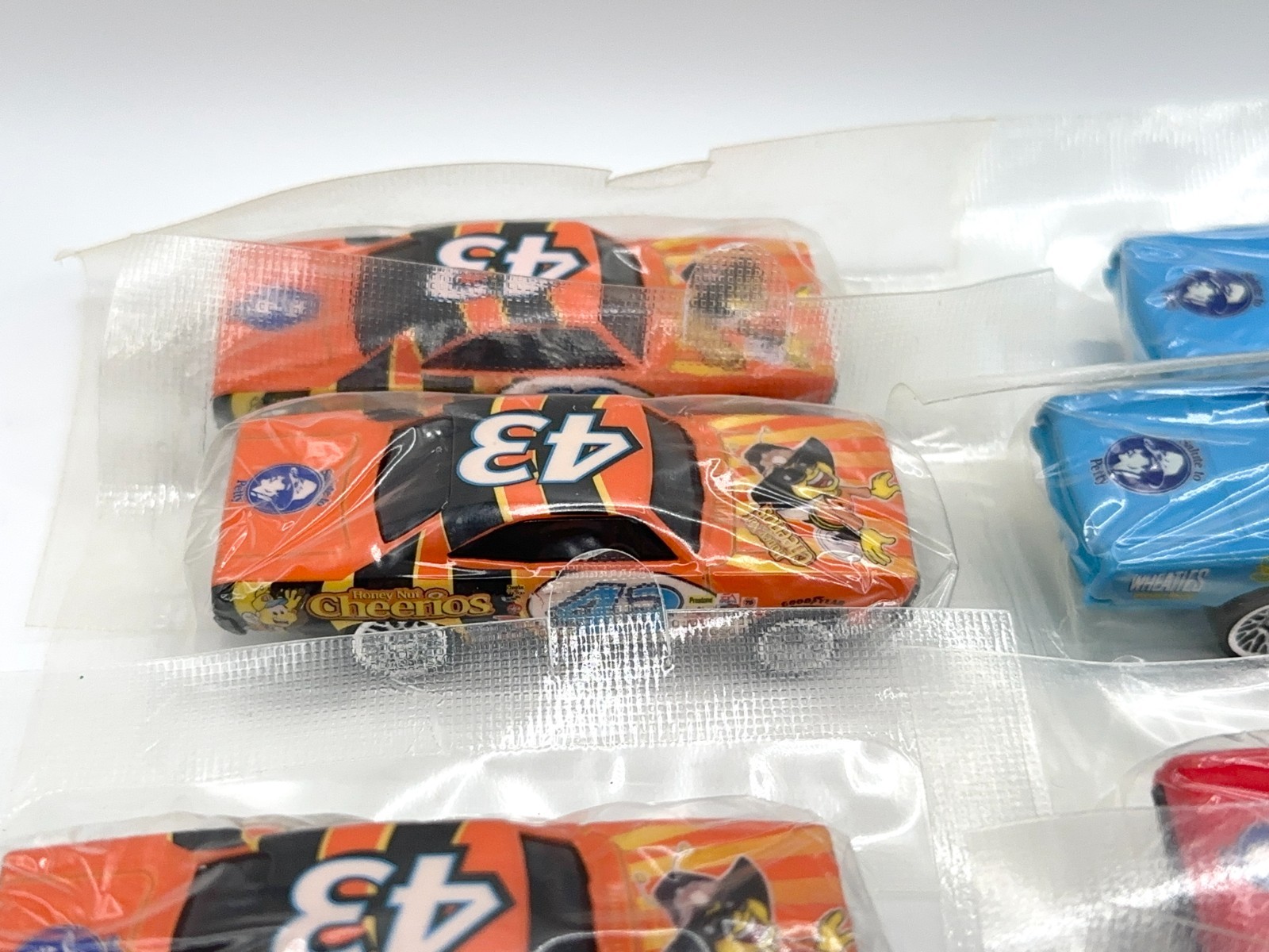 (20+) Hot Wheels & LEGO Cereal Baggie Richard Petty & More Lot of Cars SEALED!