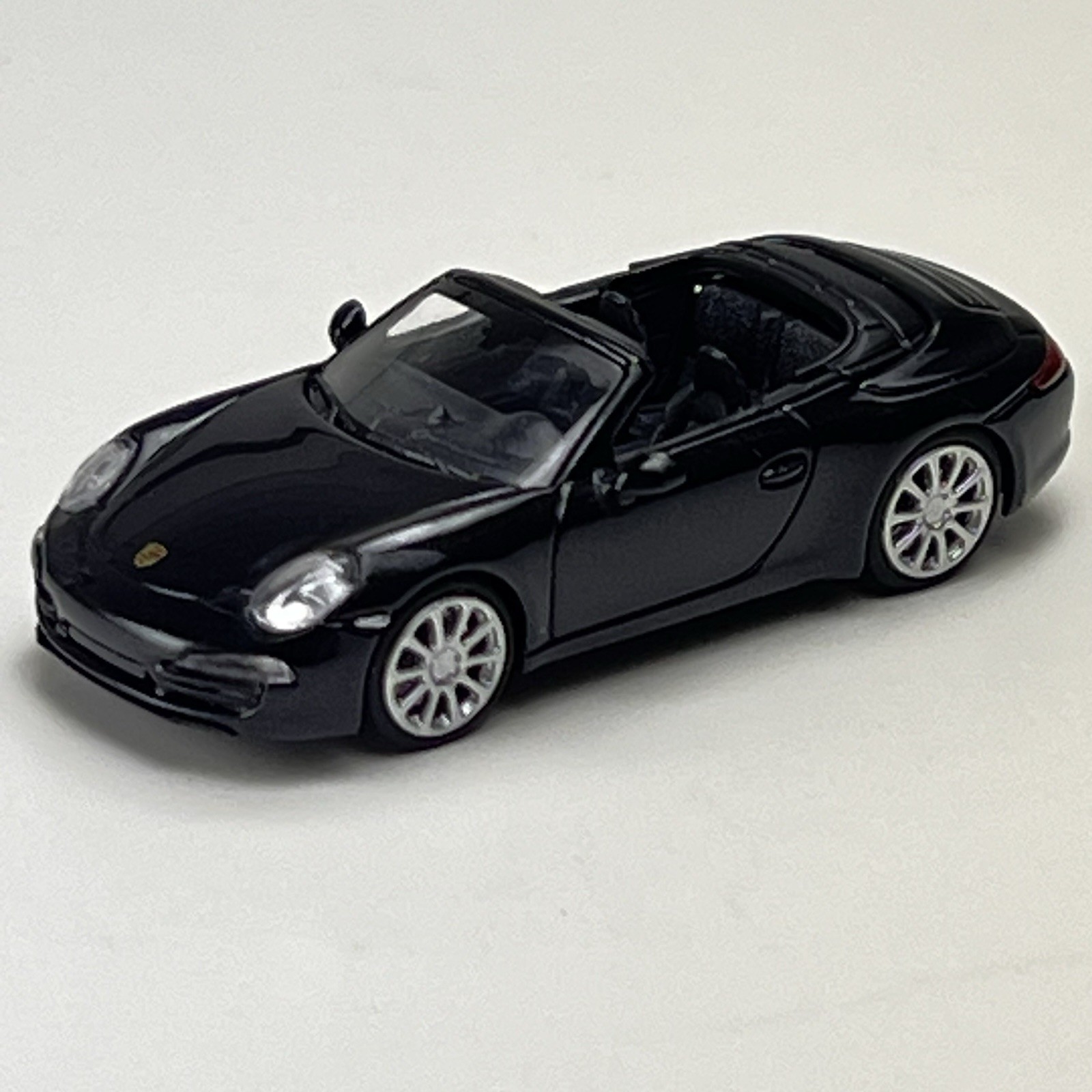 Minichamps 1/87 HO Porsche 911 (991) Carrera S Cabriolet Dk Blue ’13 870068034