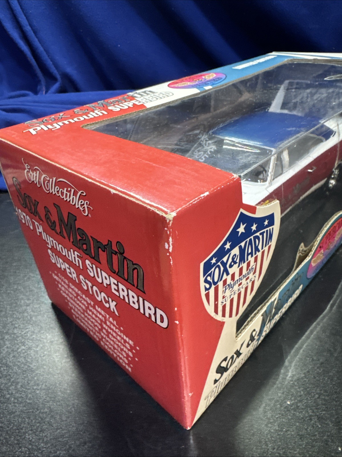 1:18 SCALE 1970 PLYMOUTH SUPERBIRD SOX & MARTIN LIMITED , ERTL SUPERCAR COLLECTA