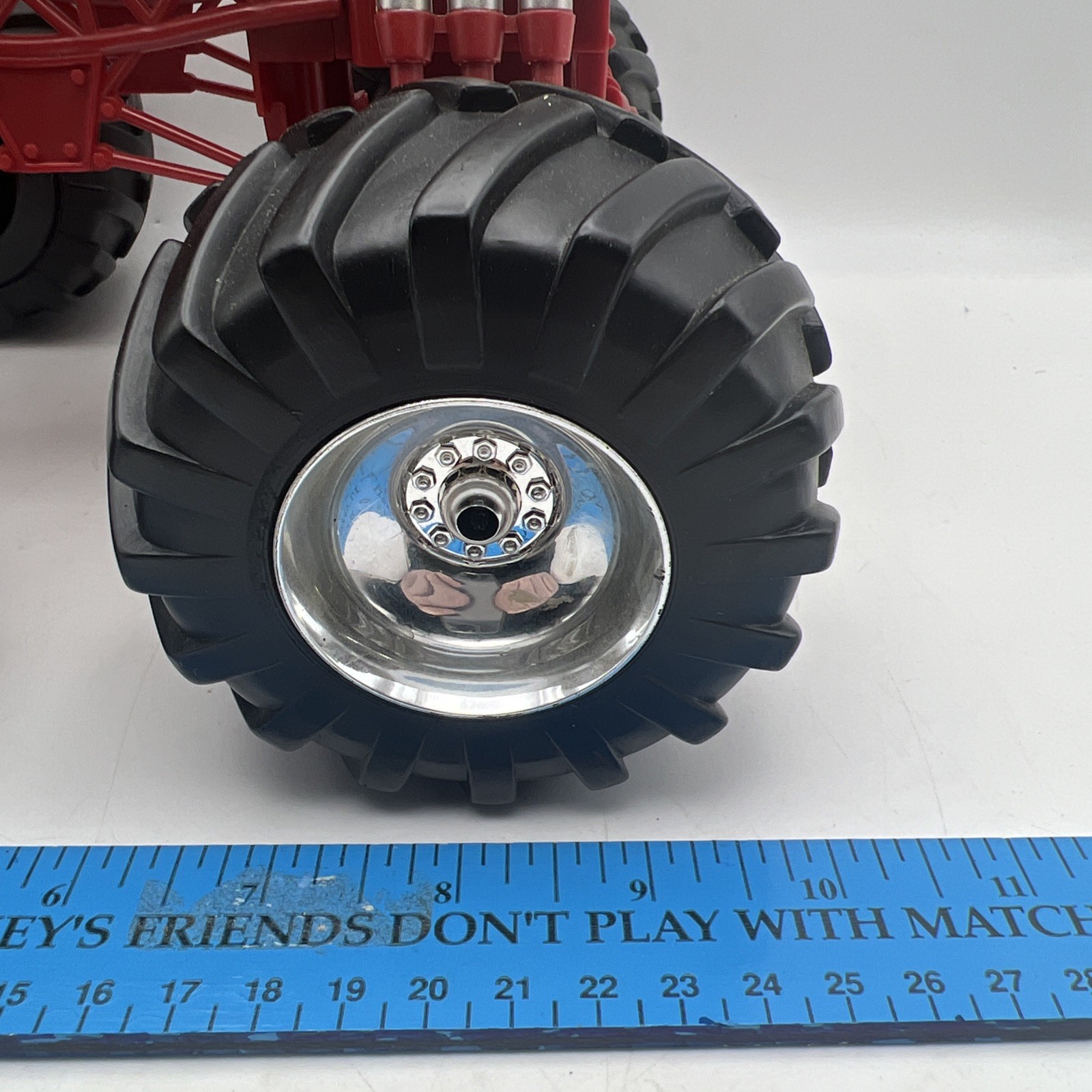 METAL MULISHA Monster Jam Truck 1:18 Brian Deegan Ronin Syndicate Rockstar Red