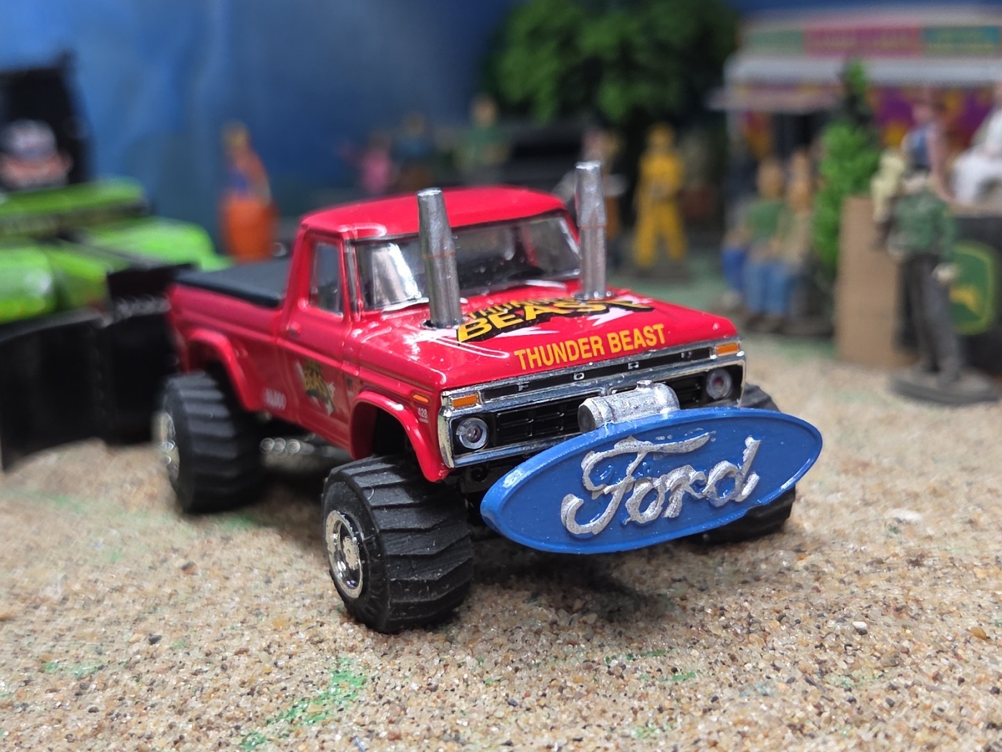 CUSTOM BUILT 1:64 GreenLight 1976 FORD HOT ROD PULLING TRUCK ertl puller dcp 460