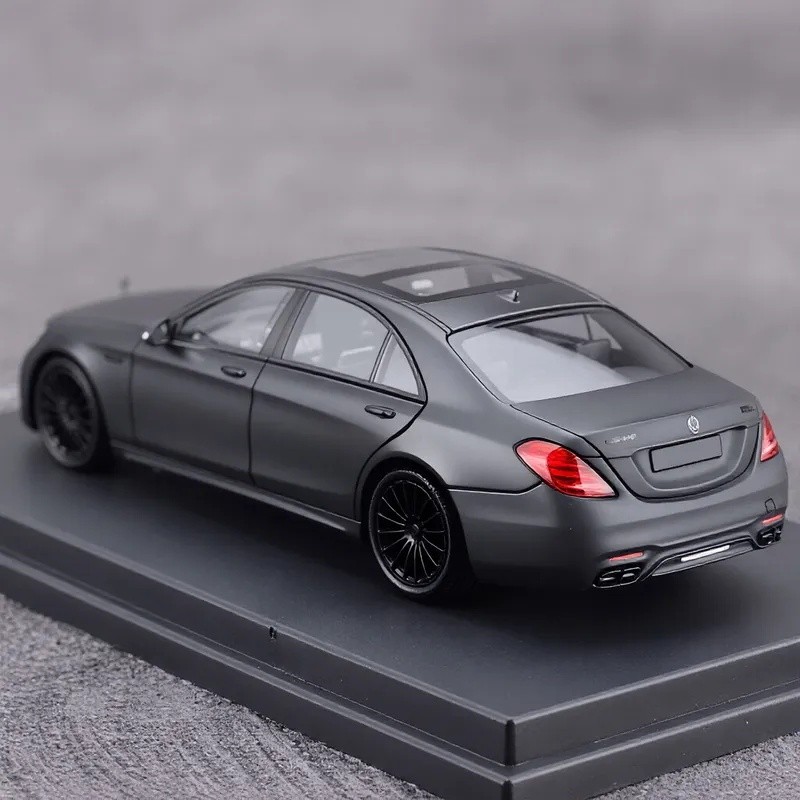King 1:64 Matte Black AMG S65 W222 Luxury Sports Model Diecast Metal Car