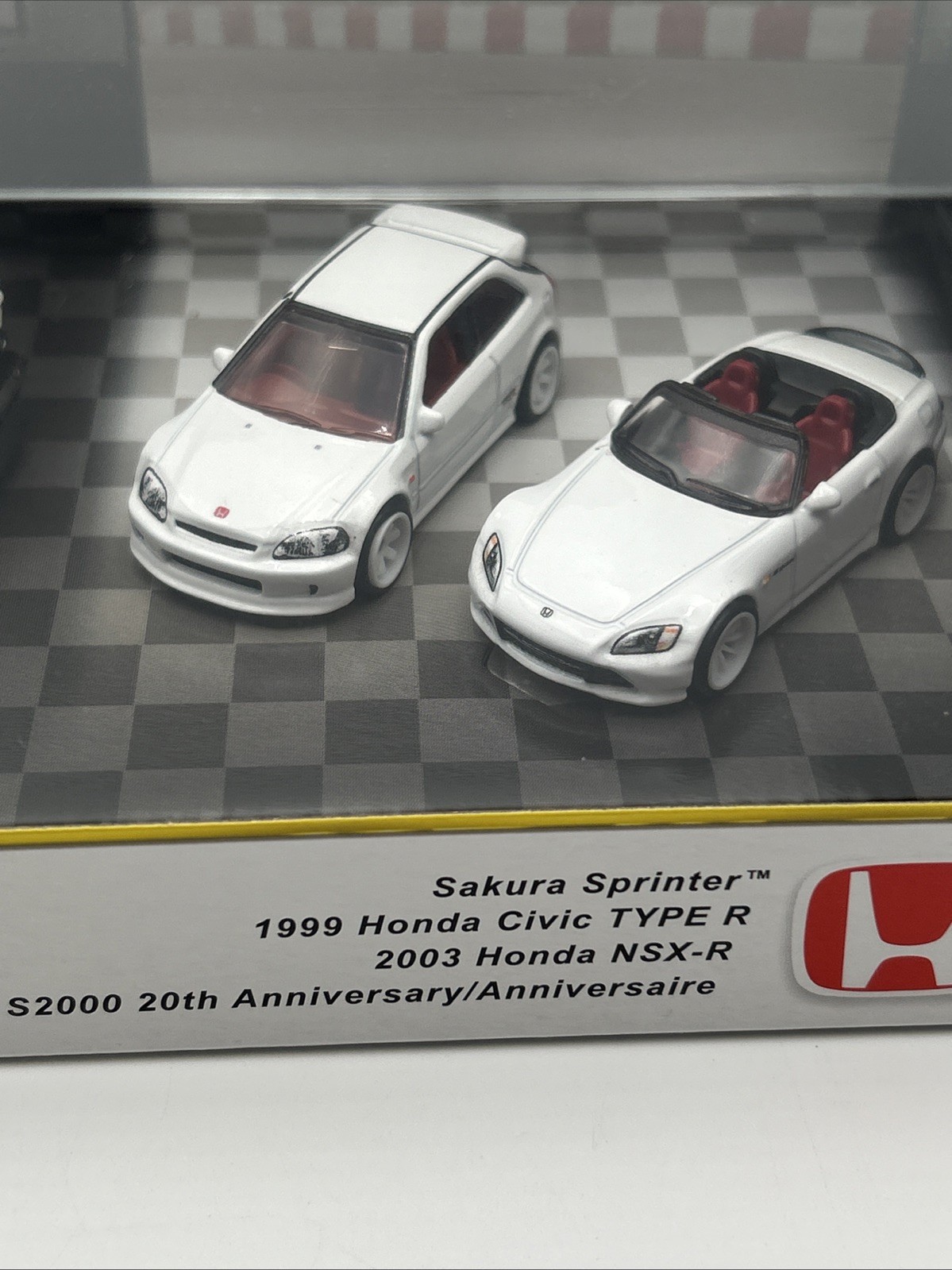 Hot Wheels Premium Honda Type R Heritage Diorama Collector Set 2025 GMH39