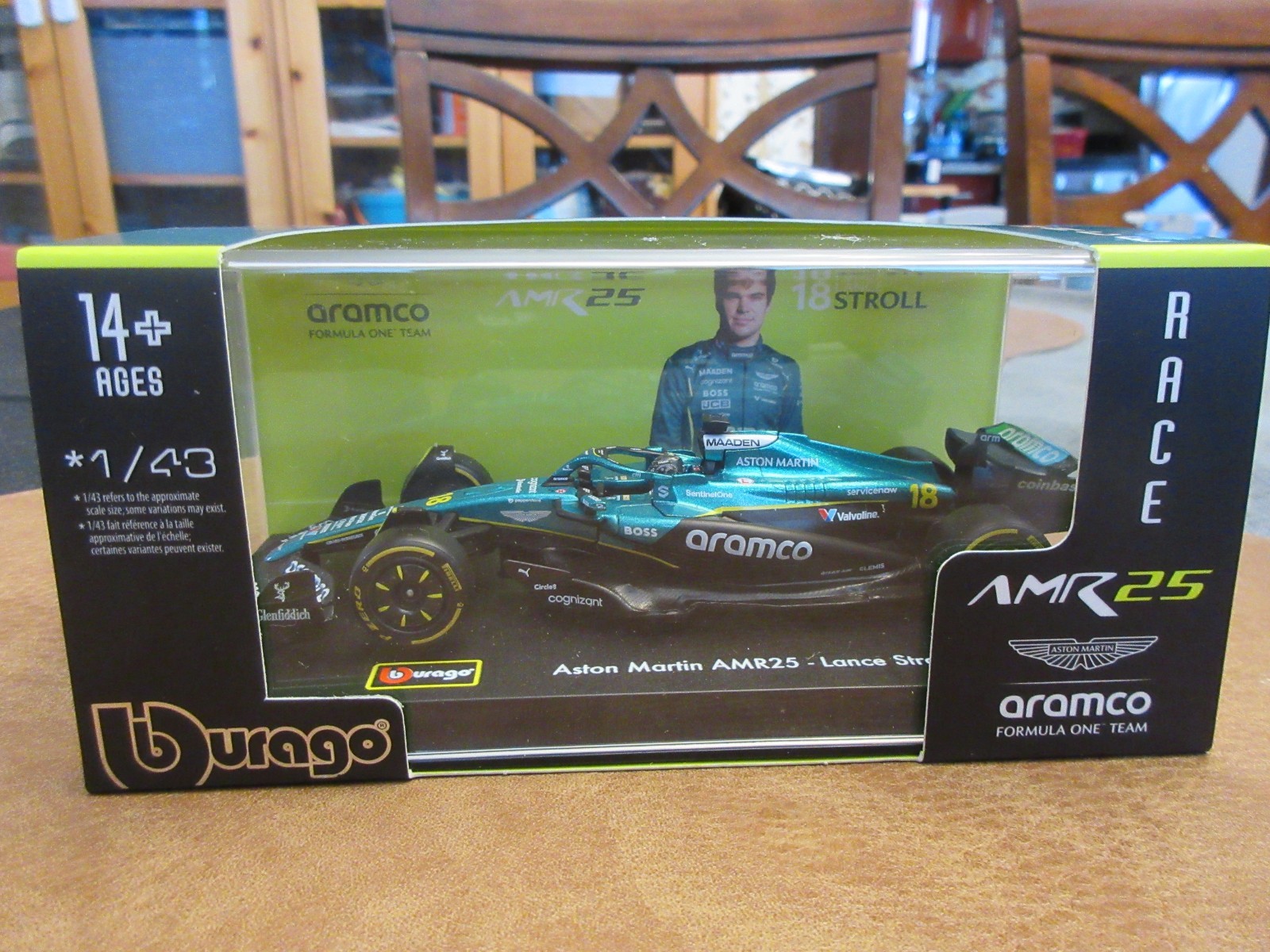 1:43 Bburago Premium F1 AMR25 Lance Stroll 18 Aston Martin Formula 1 Racing 2025