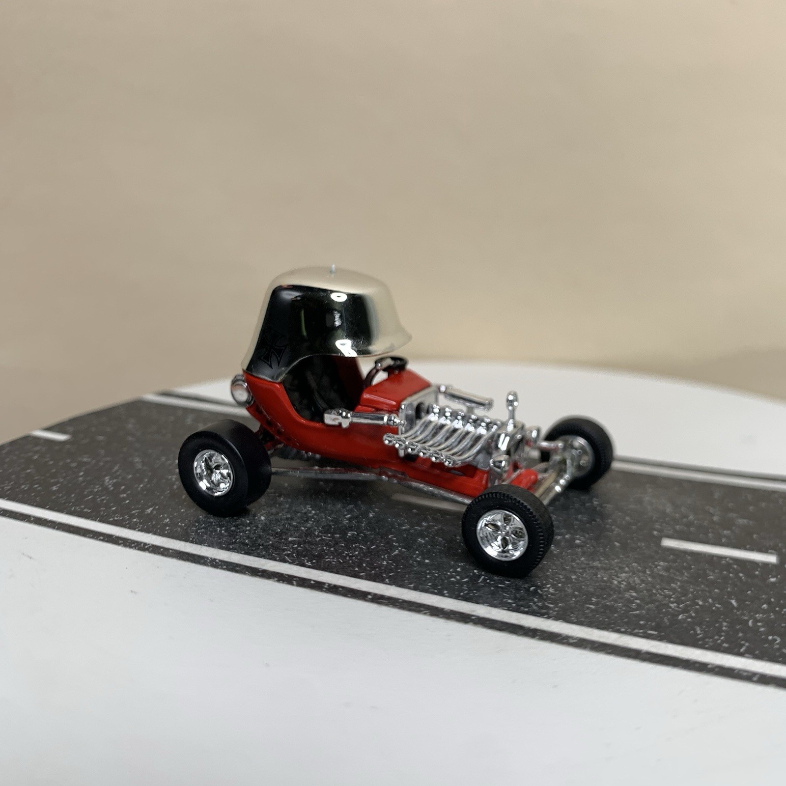 Hot Wheels 100% Collectibles Psychedelic Relics Series Red Baron Hot Rod 1:64 NM