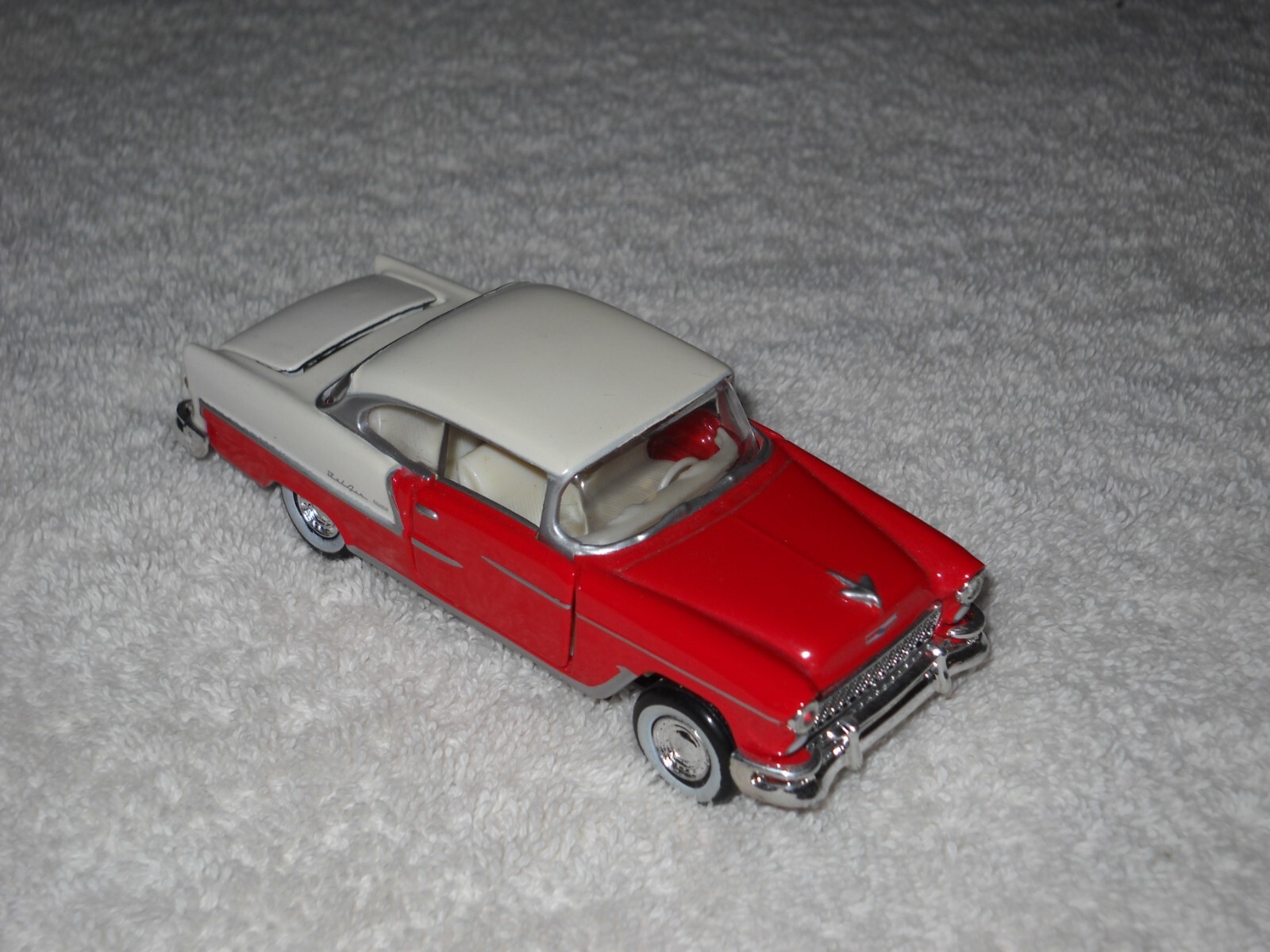Road Champs 1997, 1955 Chevrolet Belair, Diecast, Please see the photos.