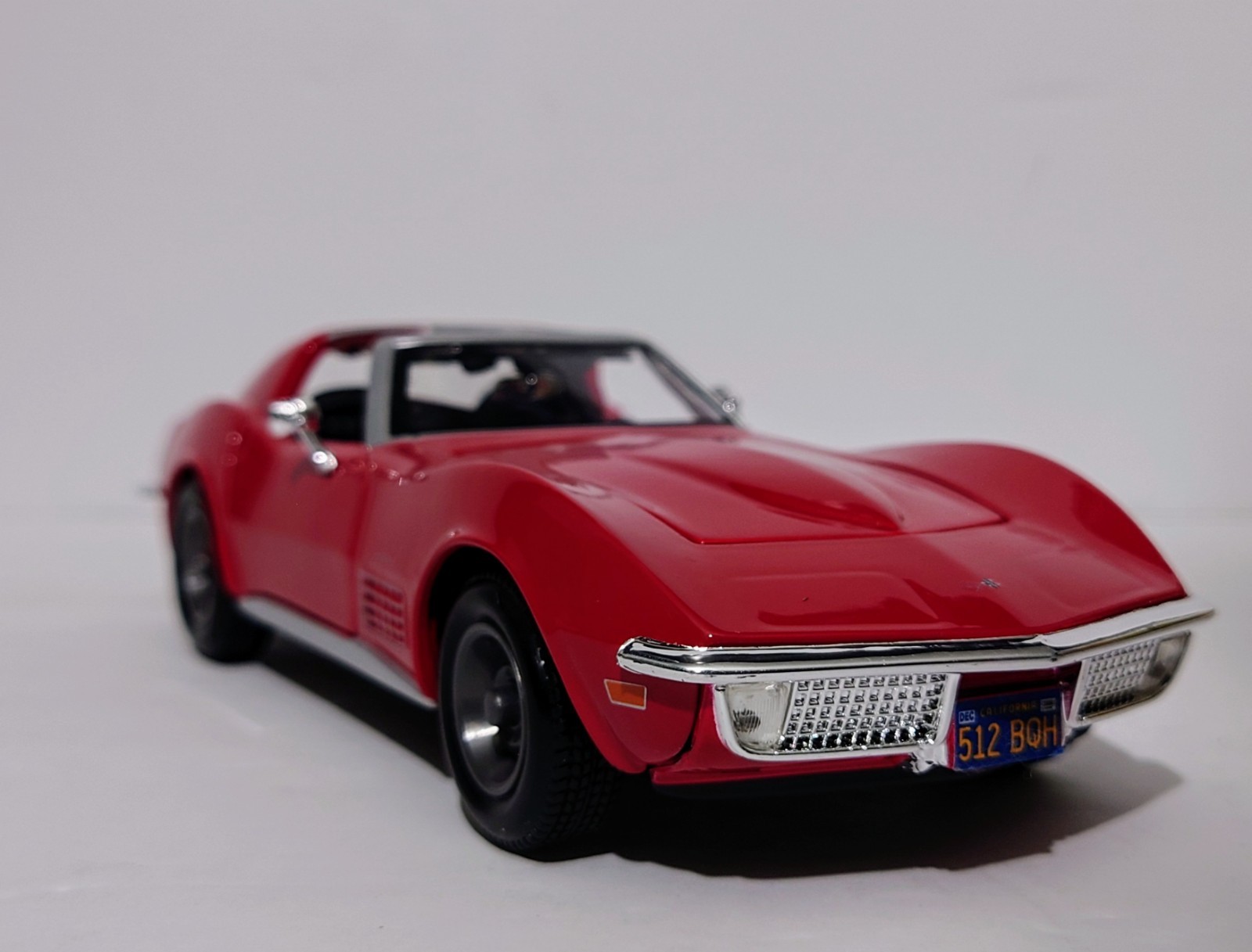 Maisto Special Edition 1970 Chevrolet Corvette T Top Red 1/24 Diecast