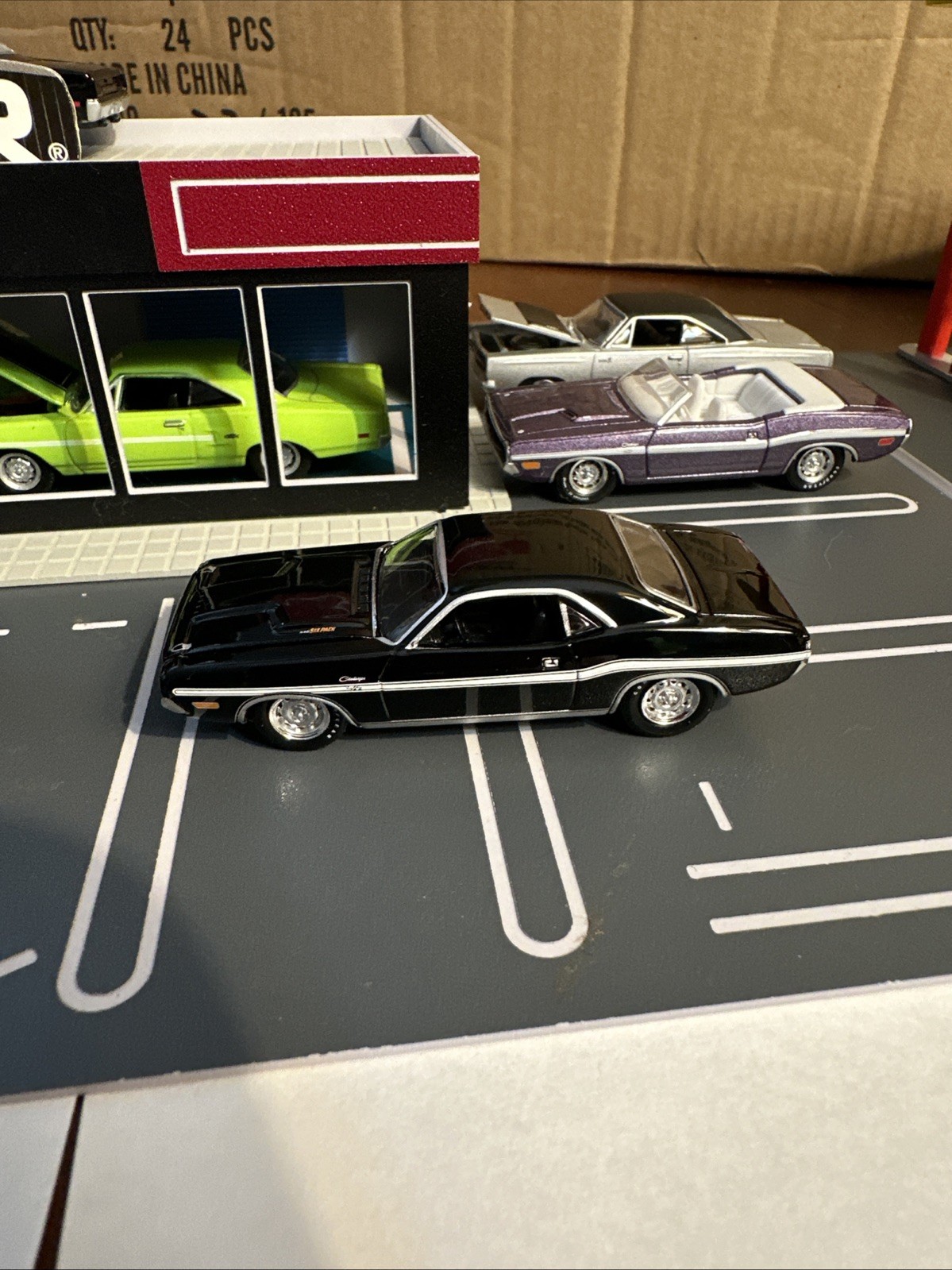 2025 Greenlight 1970 Dodge Challenger R/T 1/64 Adult Collectible Black Loose