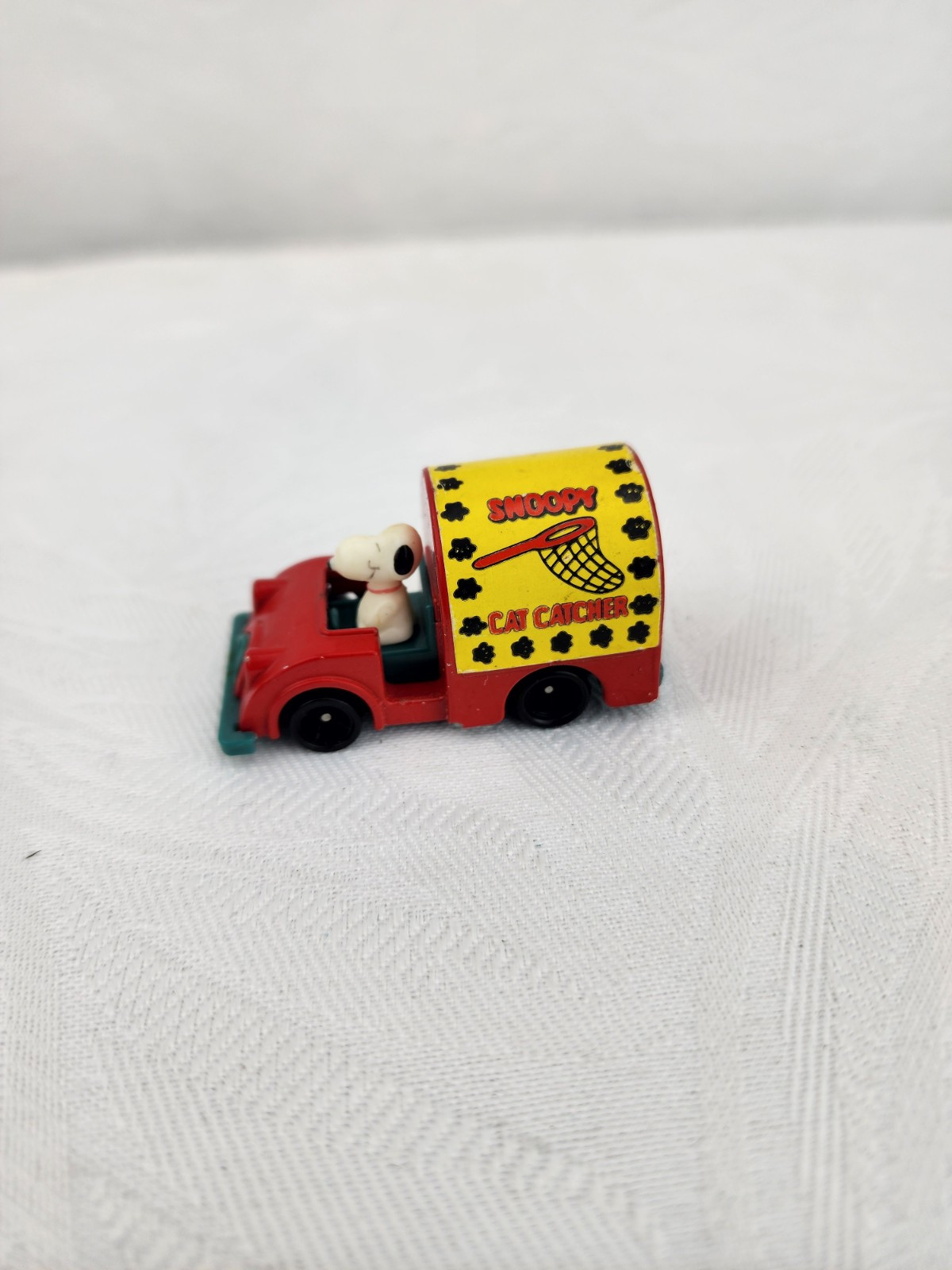 VTG Aviva Peanuts Snoopy Cat Catcher Die Cast Truck. Snoopy Corp. 1958-1966