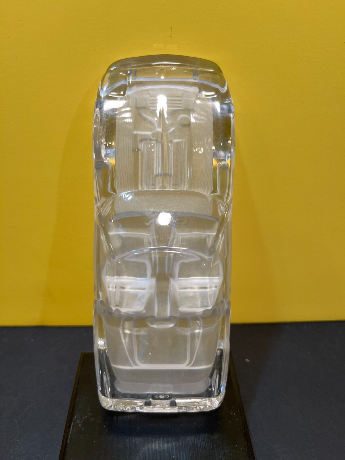 1/24 FRANKLIN MINT CRYSTAL GLASS 1986 CHEVROLET CORVETTE WITH STAND