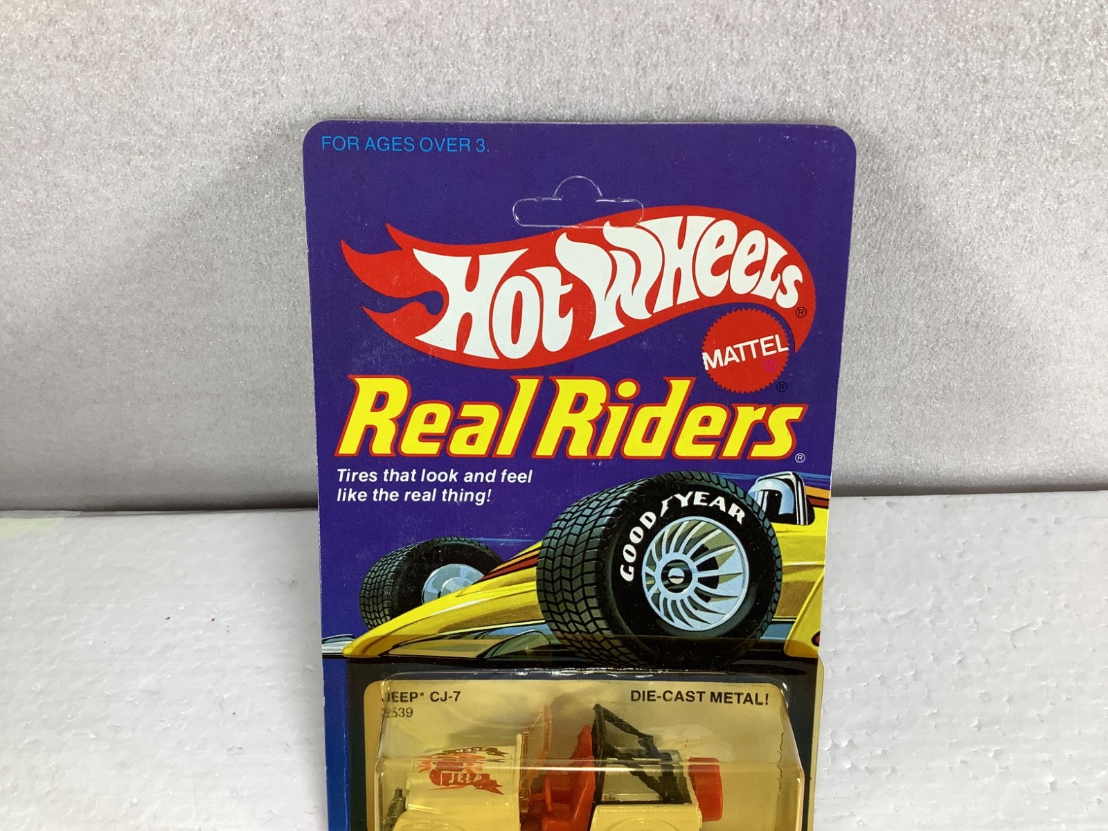 Hot Wheels 1982 Real Riders White w/ white hubs Jeep CJ-7 Goodyear UNPUNCHED BP