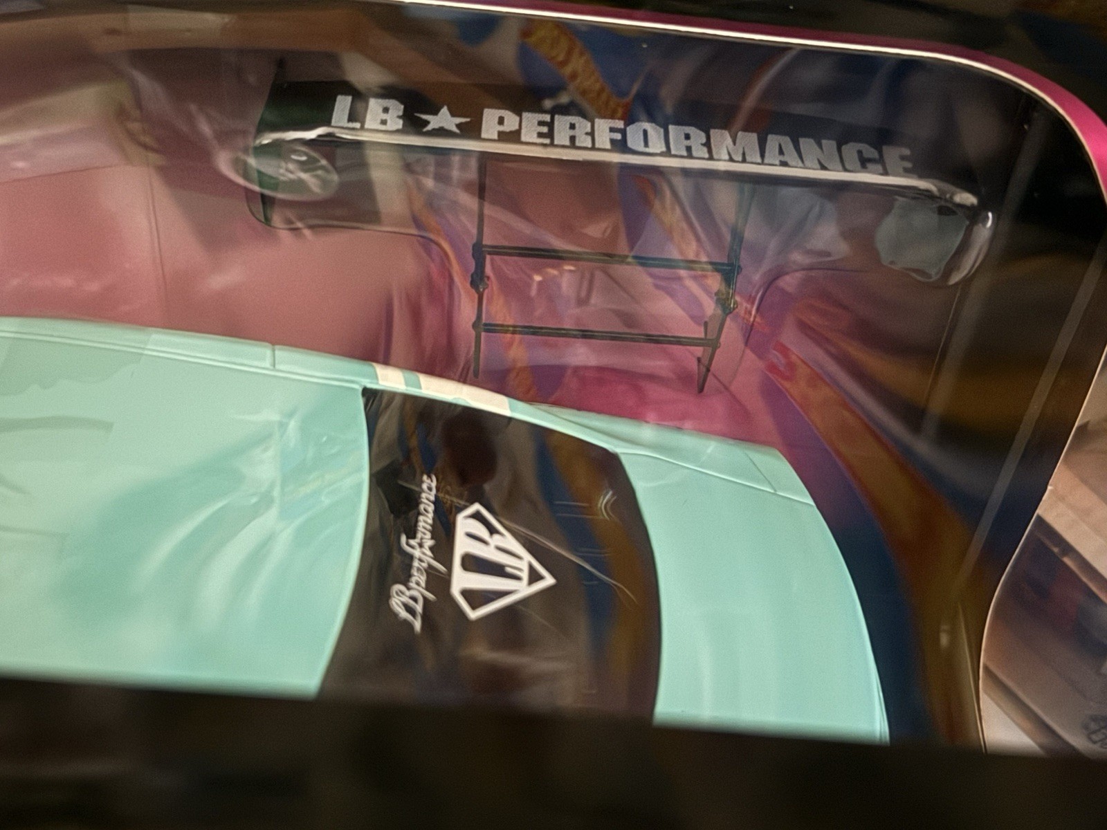 Jada 1:18 Nissan GT-R (R35) Liberty Walk Body Kit 2.0 – Seafoam -Pink Slips