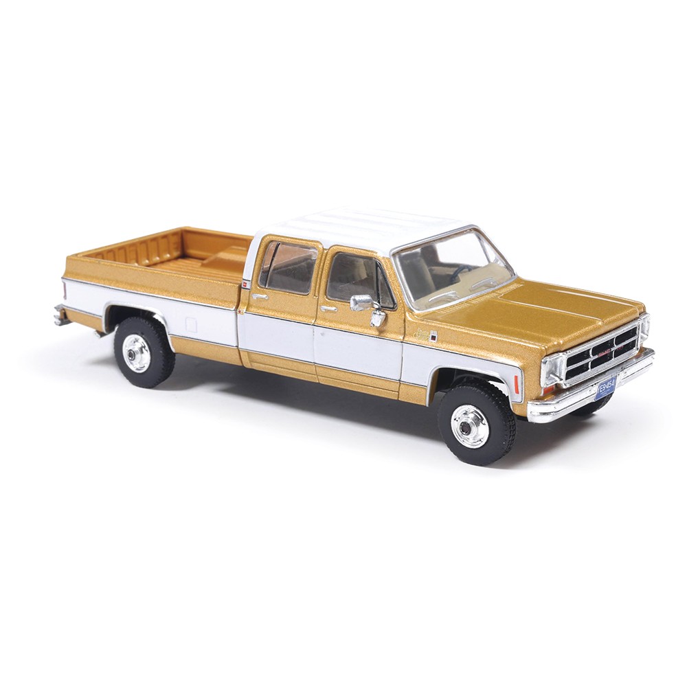 1975 GMC Sierra Classic – Yuba Gold