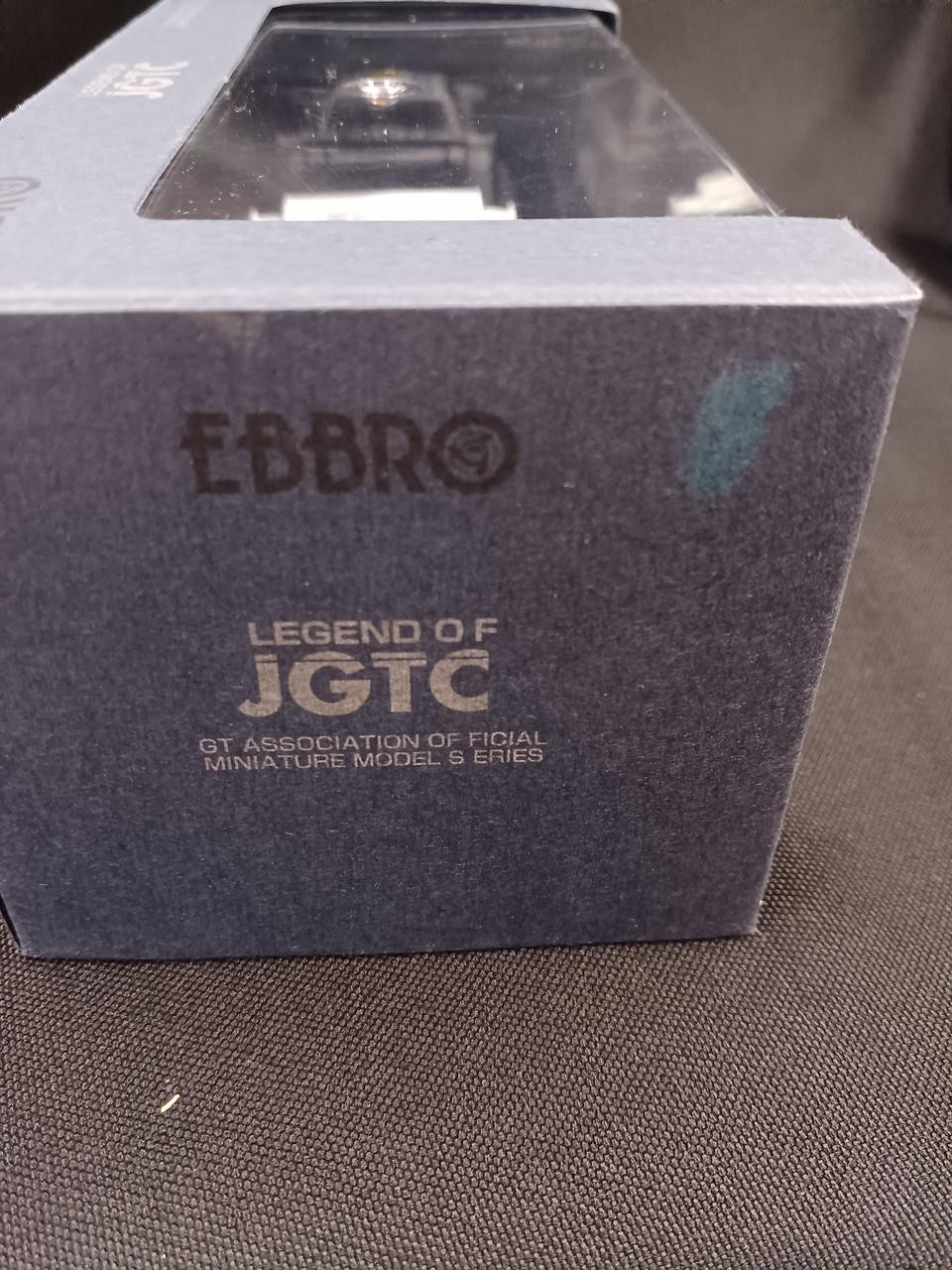 EBBRO White Display Case 1/43 Collectible 13+