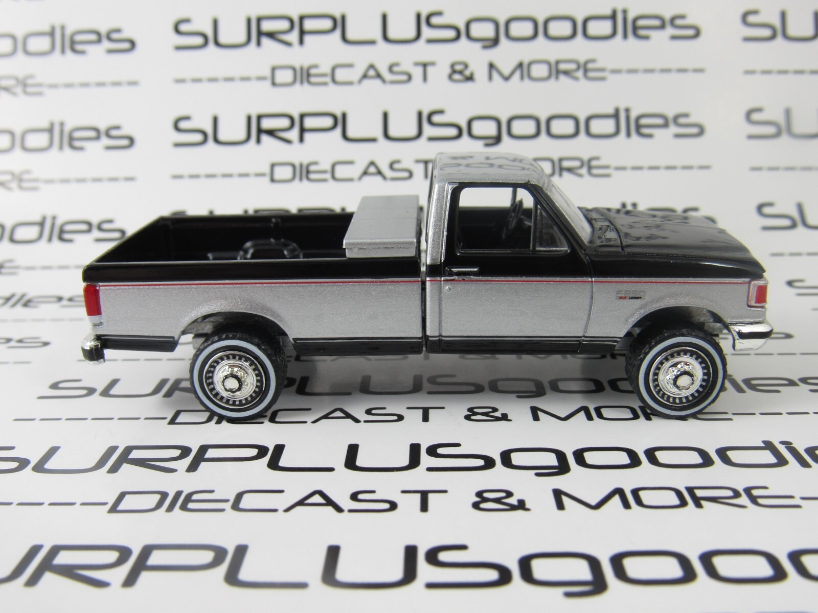2024 Greenlight LOOSE Black & Silver 1990 FORD F250 F-250 Farm Work Pickup Truck
