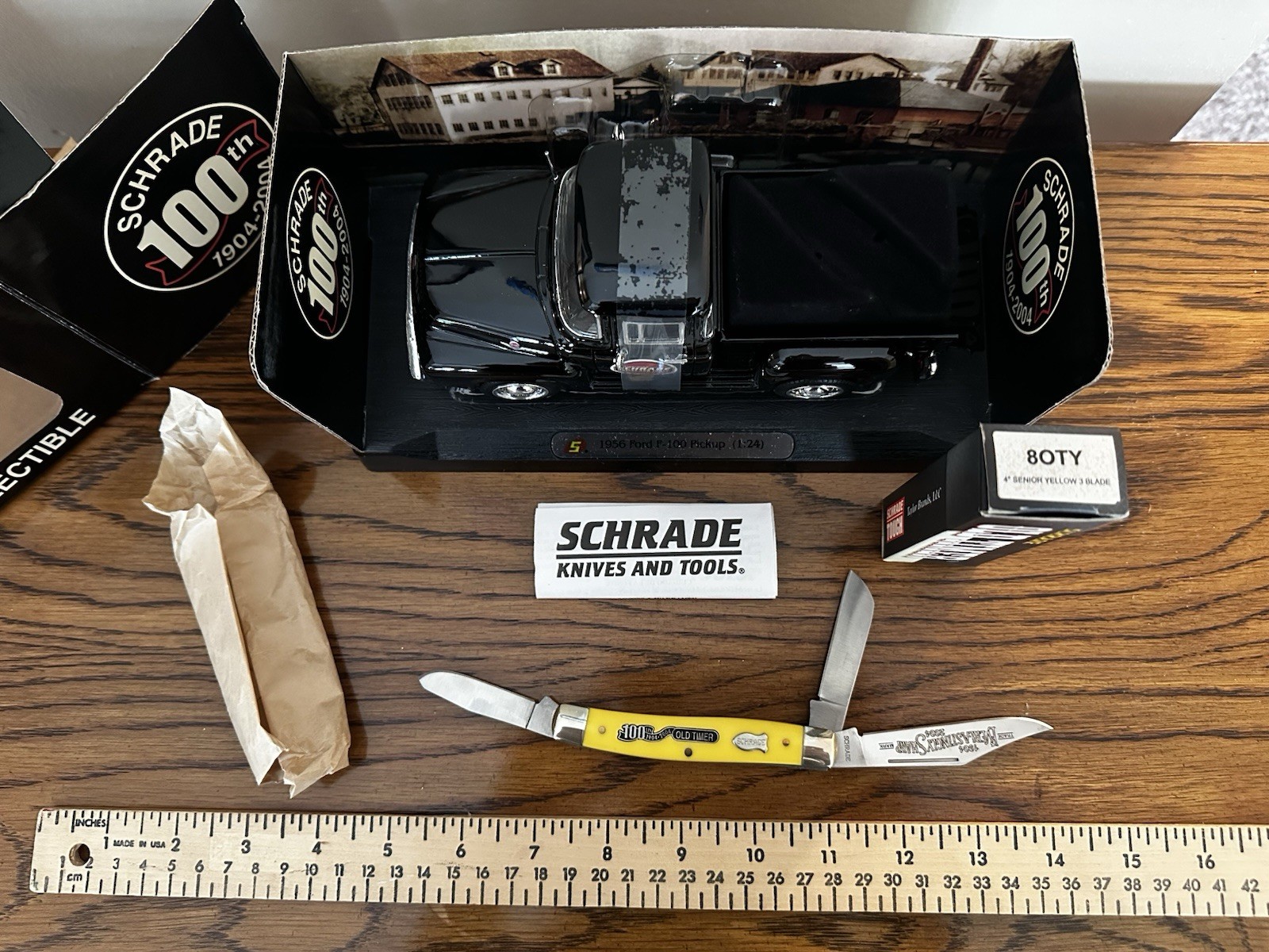 Schrade 100th Anniversary Knife and 1956 Ford Pickup Set 1:24 Old Timer