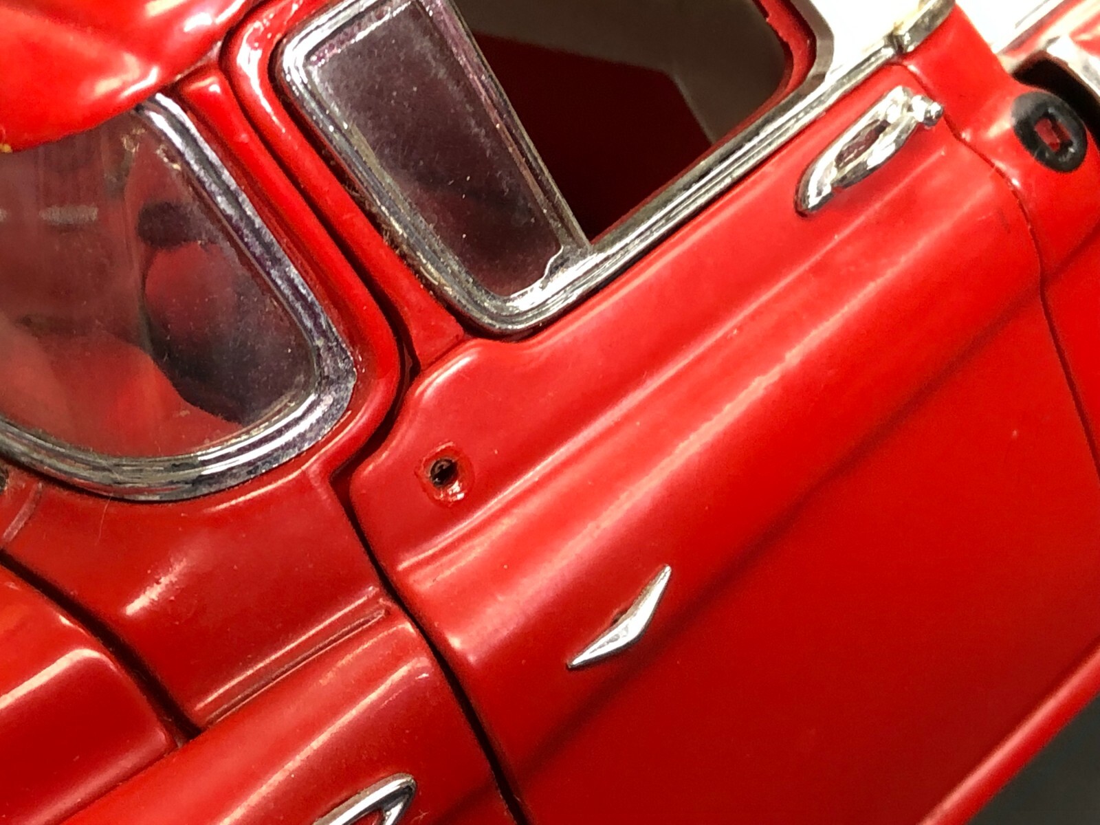 Imperfect 1:24 Diecast Danbury Mint RED 1957 CHEVROLET CAMEO PICKUP No Box AS-IS