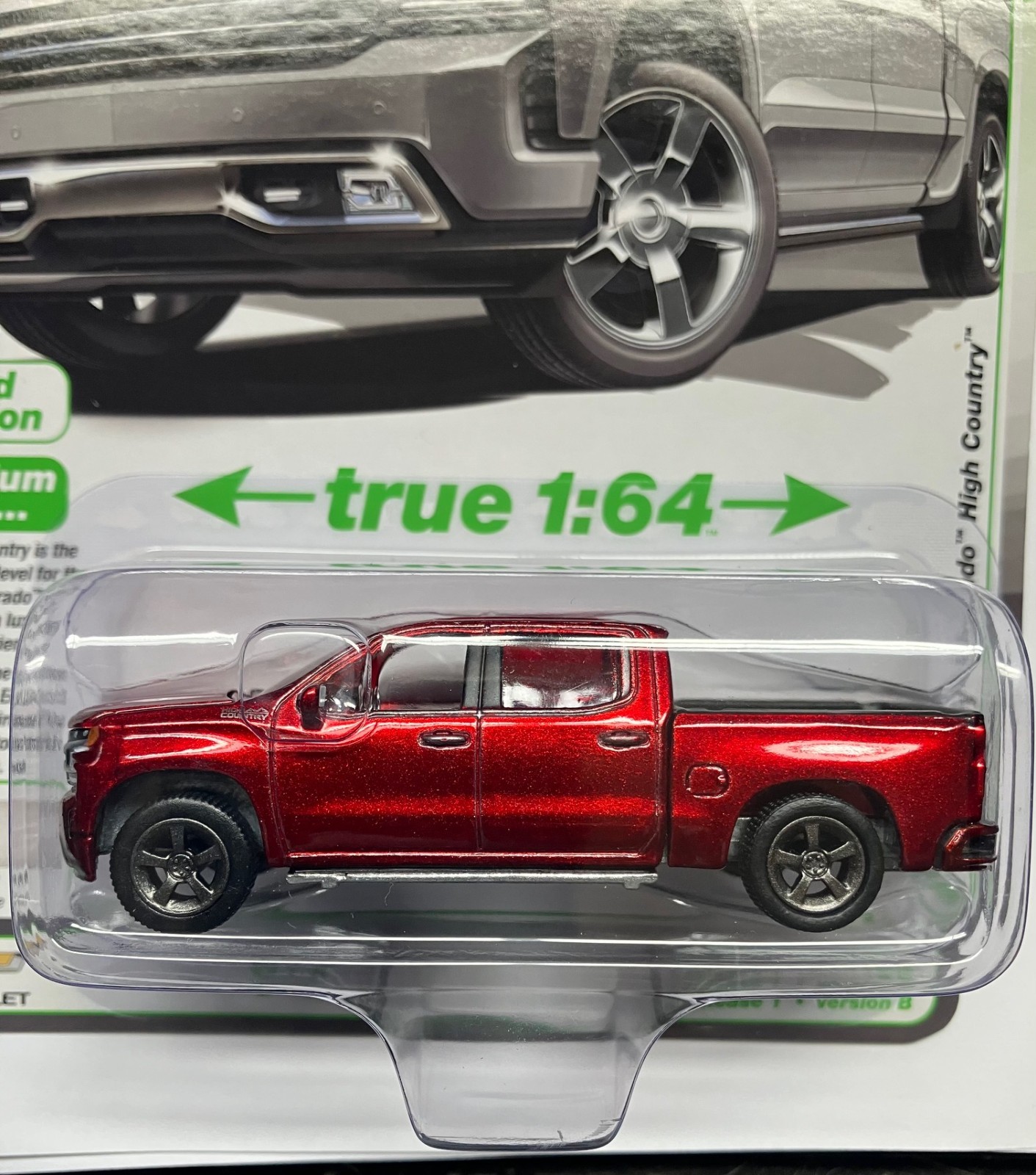 Auto World 2019 Chevy Silverado High Country Muscle Trucks 1:64 Ultra Red Chase