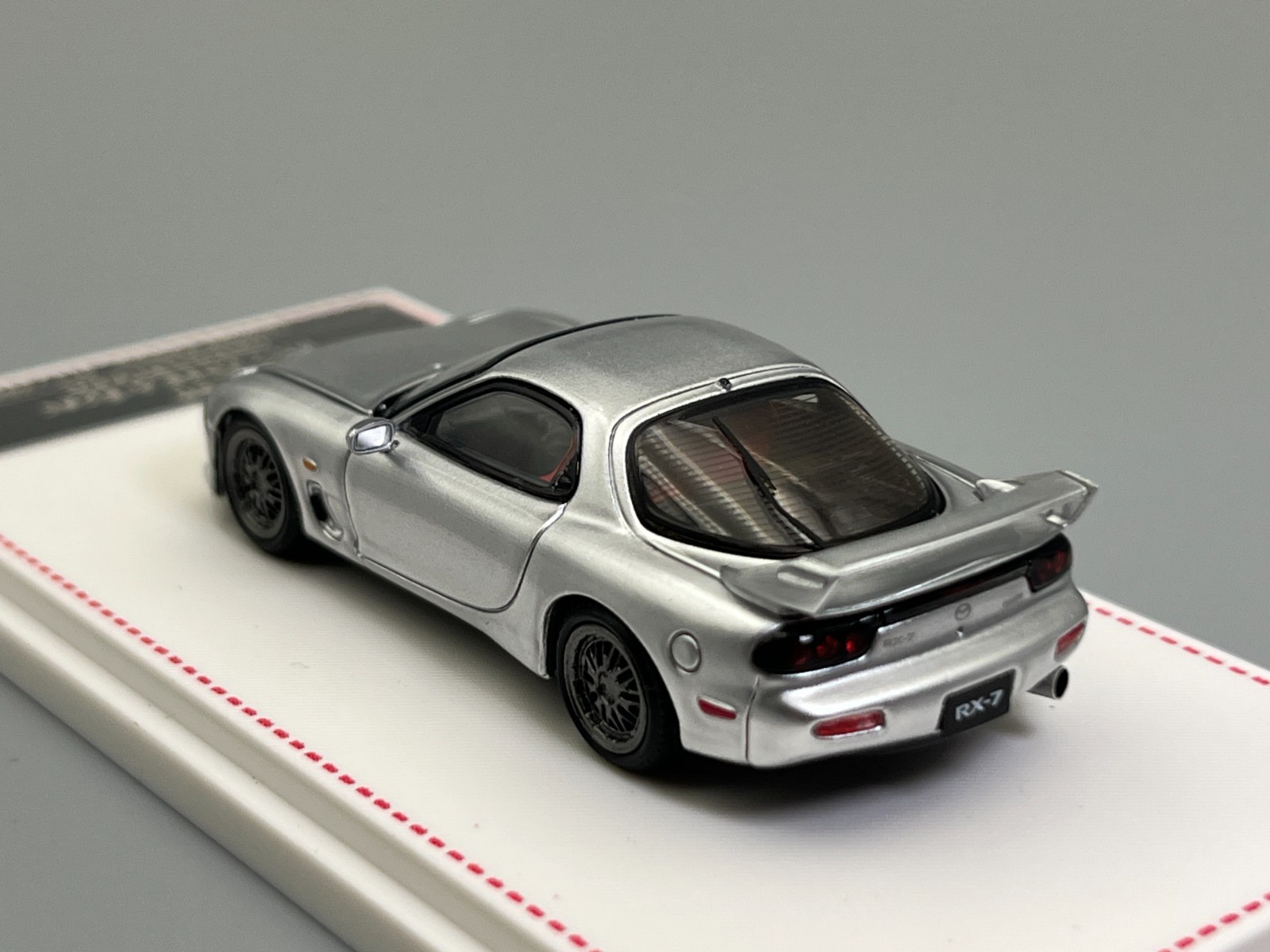 Mazda RX-7 FD3S A-Spec Mazdaspeed Silver Focal Horizon 1/64 scale with case