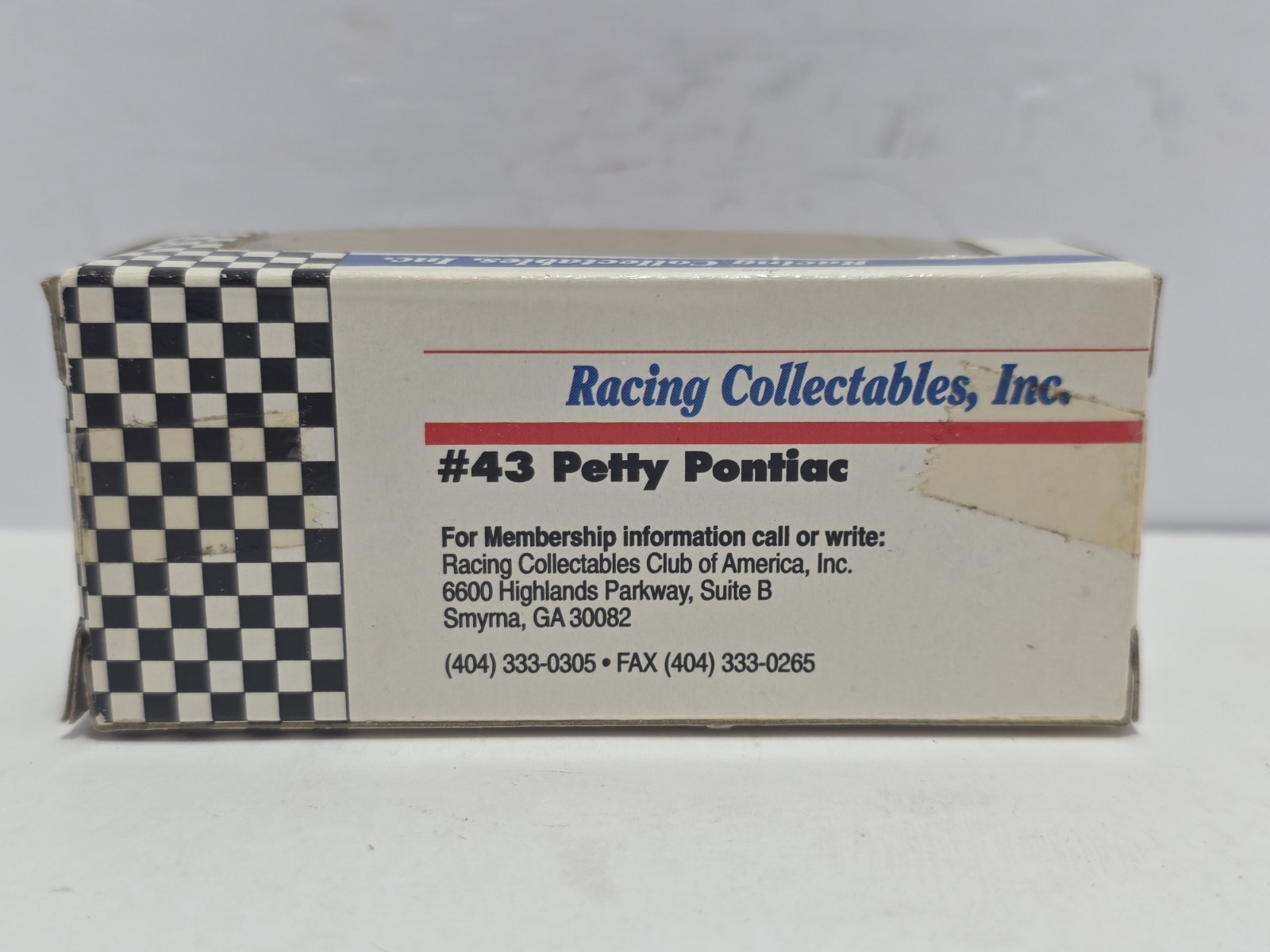 #43 Richard Petty 1991 STP Pontiac Grand Prix Racing Collectibles Revell 1/64