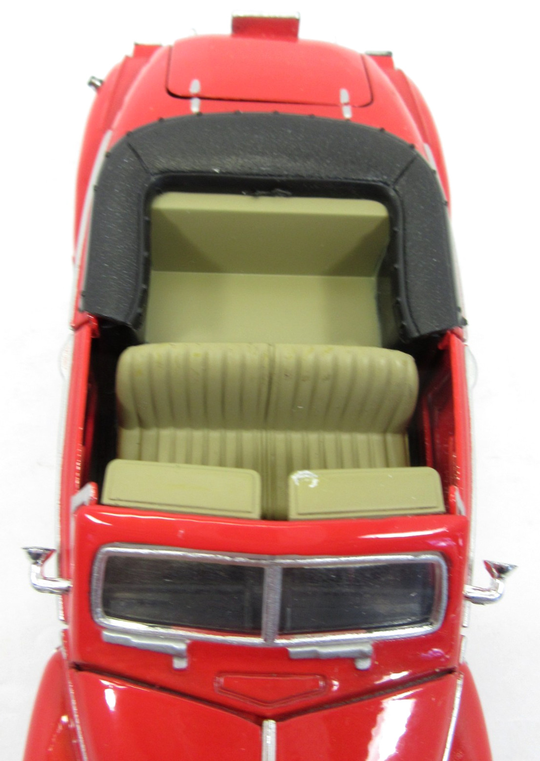 1941 Chevrolet Deluxe Red Diecast 1:32 Arko National Motor Museum Mint