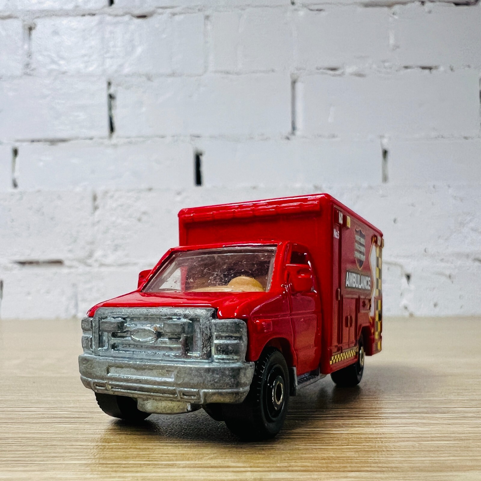 Ford E350 Ambulance 2009 MB771 Heroic Rescue 2014 Red Yellow Checker