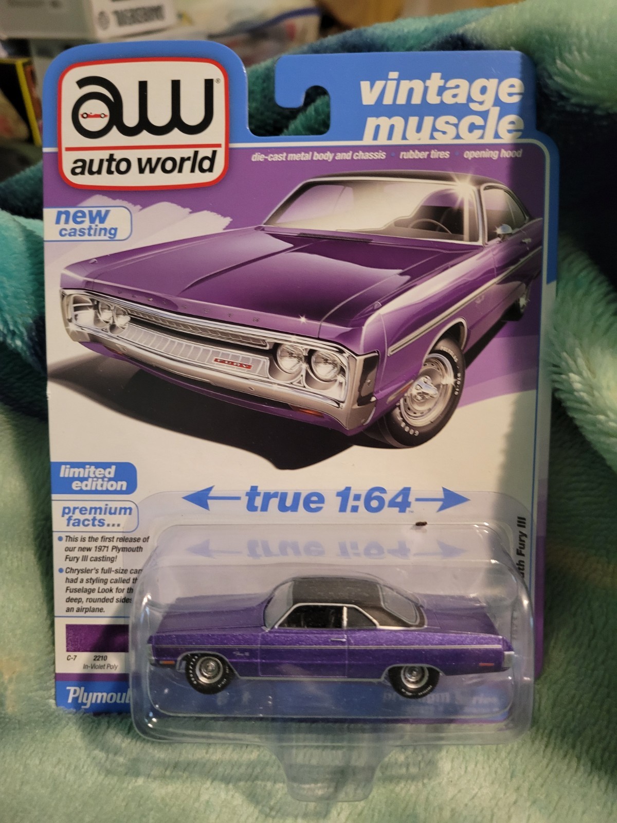 Auto World 1971 Plymouth Fury lll 1:64 Diecast Car Vintage Muscle Plum Crazy